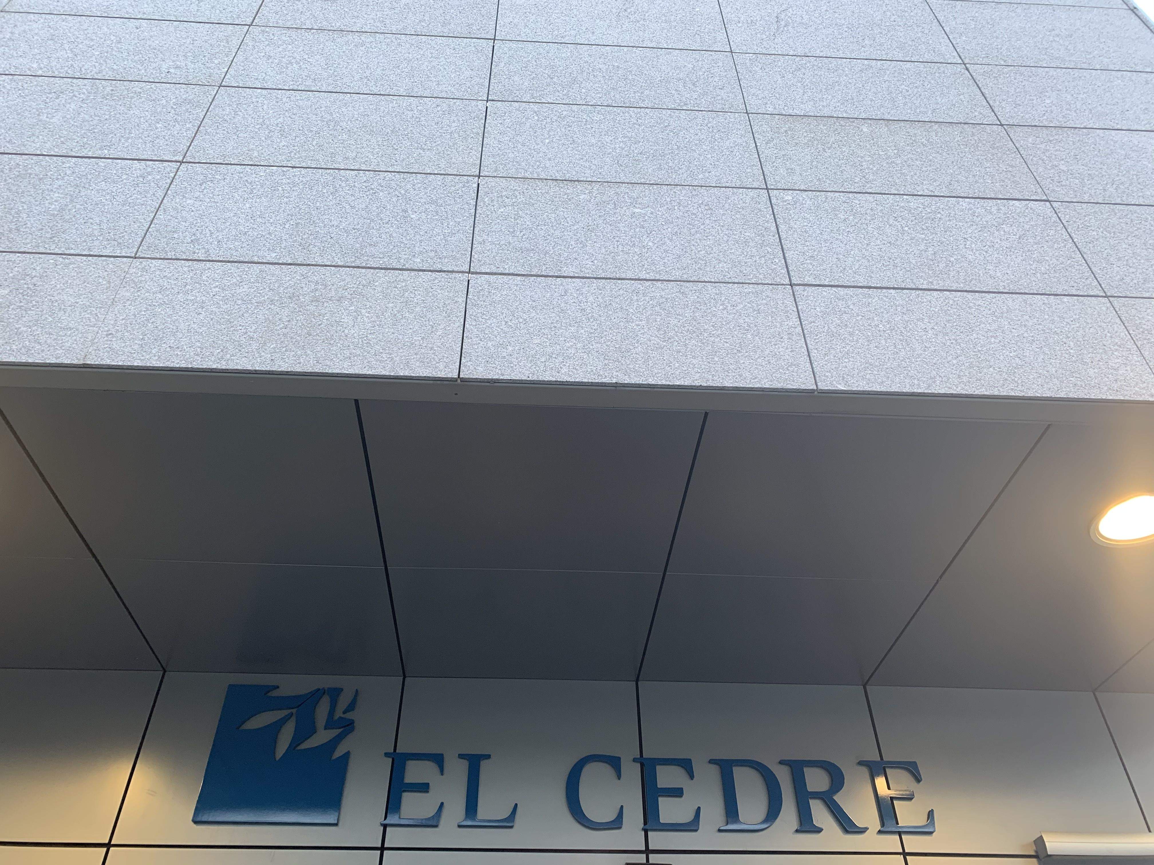 Façana principal del Cedre.