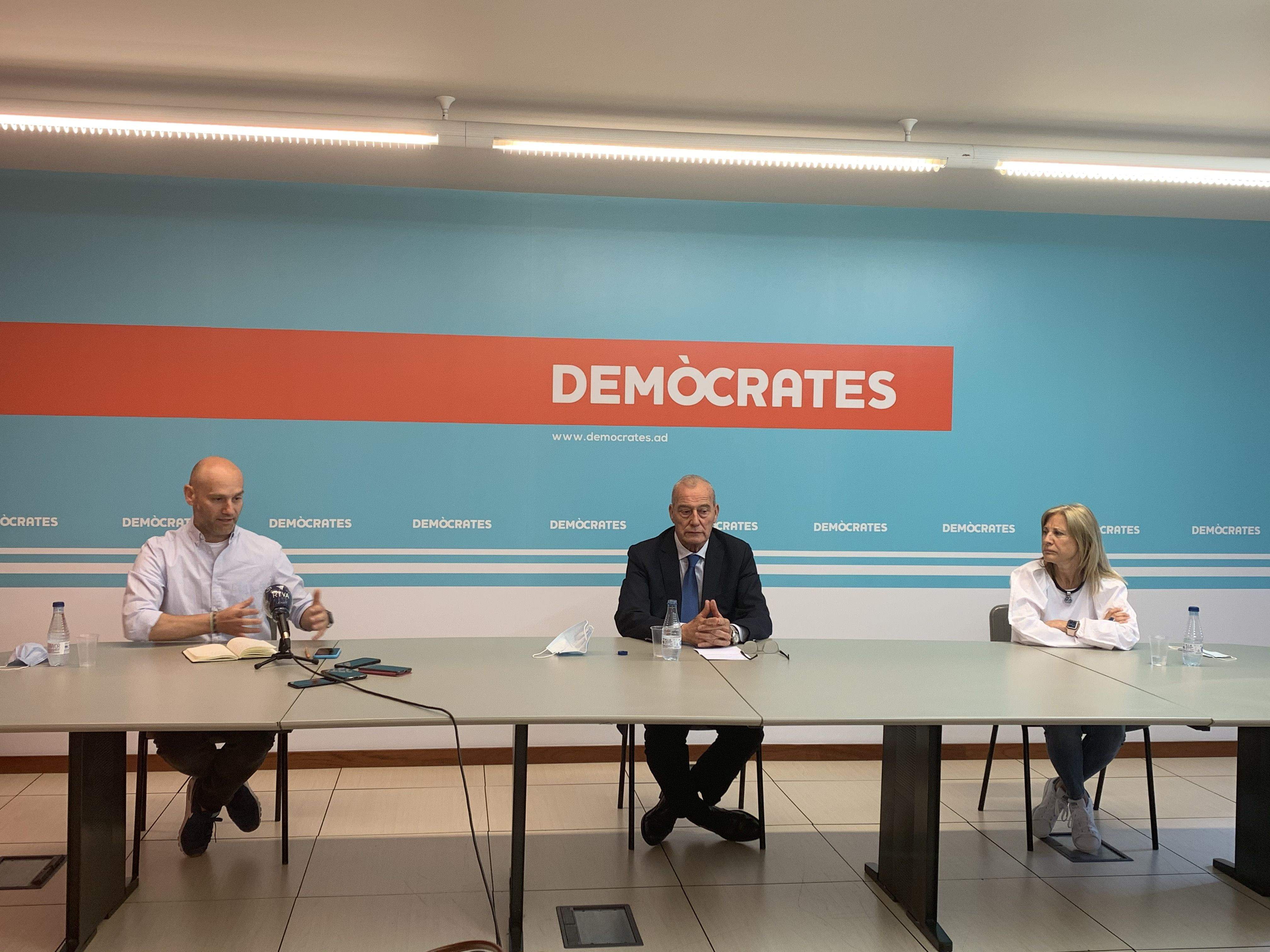 Compareixença dels representants de la minoria demòcrata d'Escaldes.