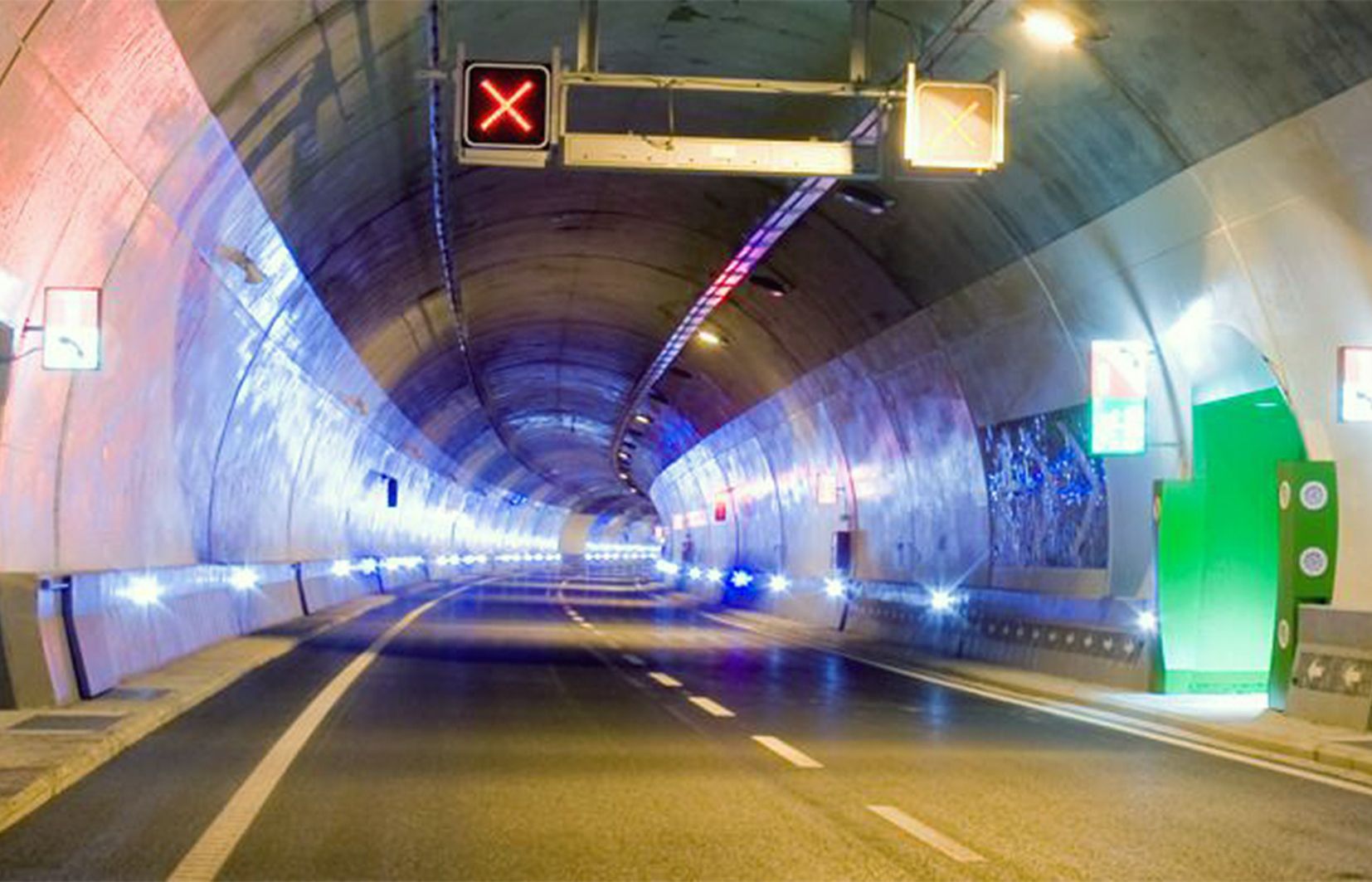 Interior del túnel del Pont Pla.