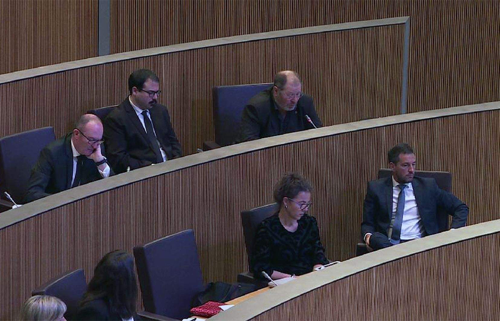 Diversos dels consellers generals socialdemòcrates a l'hemicicle.