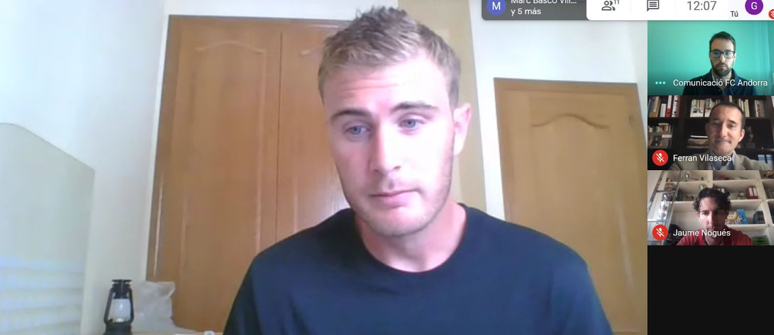 Un instant de la roda de premsa telemàtica amb Bañuz, Marchán, Vilaseca i Nogués.