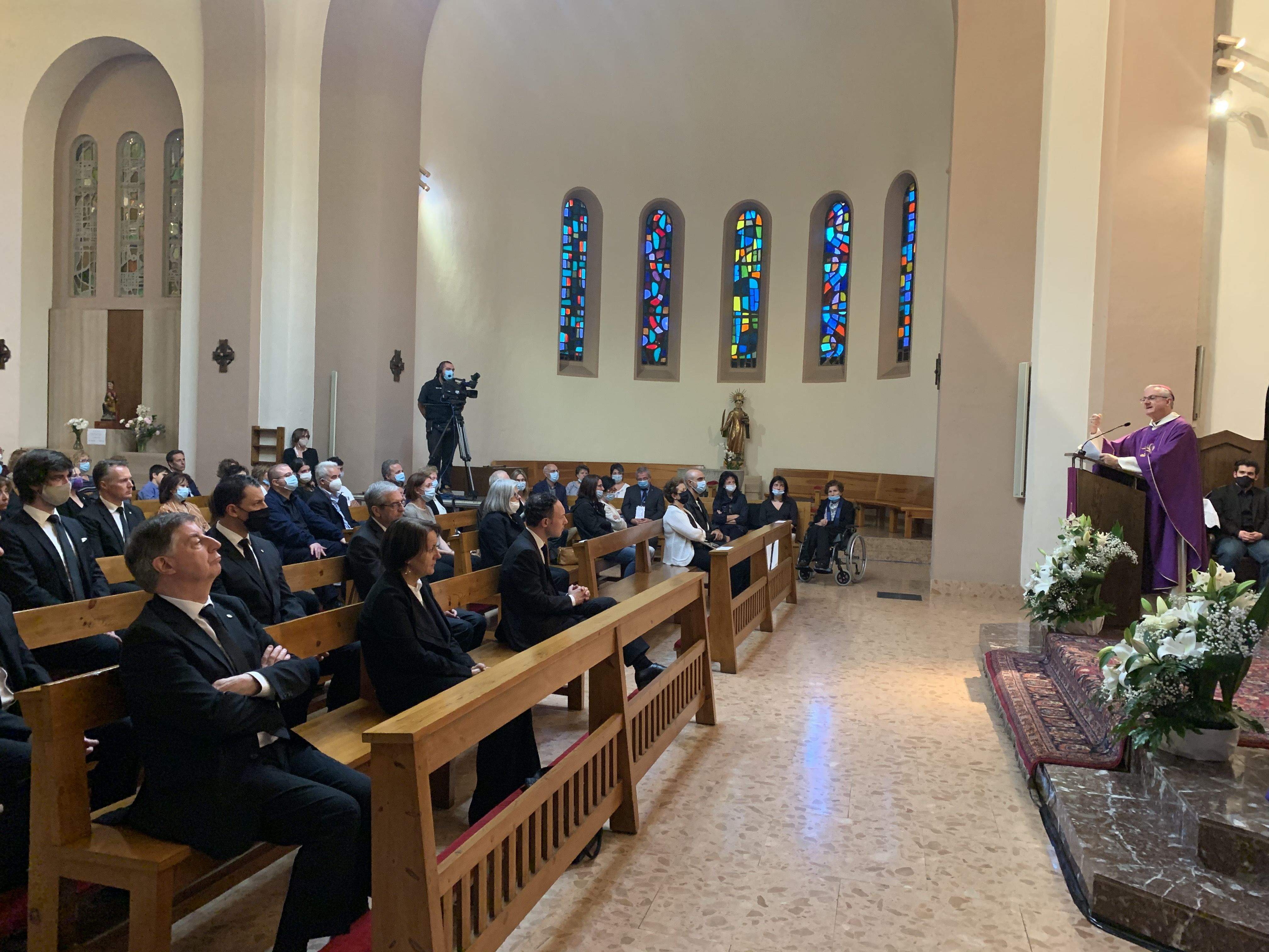 Un moment del funeral