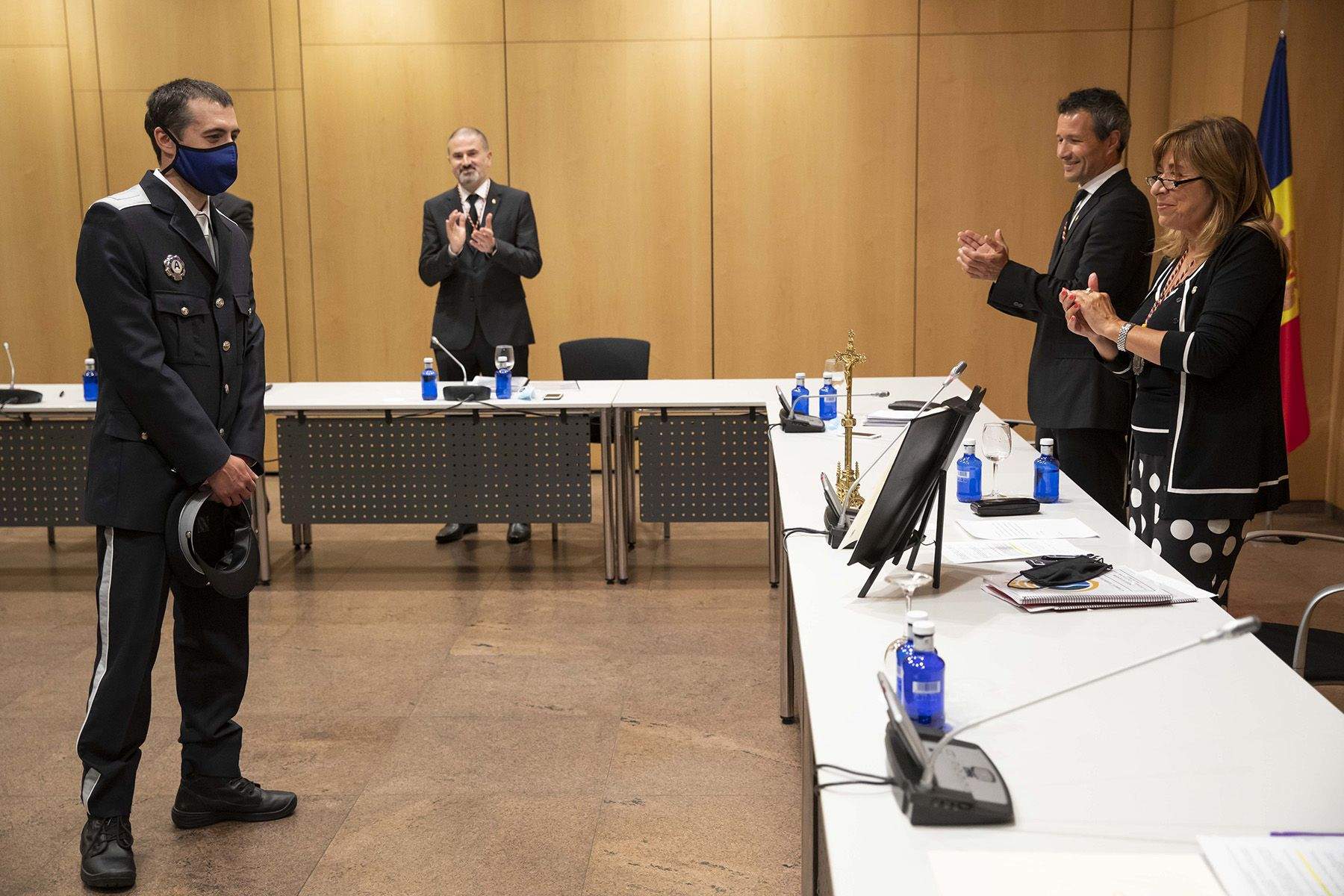 Marsol ha pres jurament a un nou agent de circulació al final de la sessió de comú.