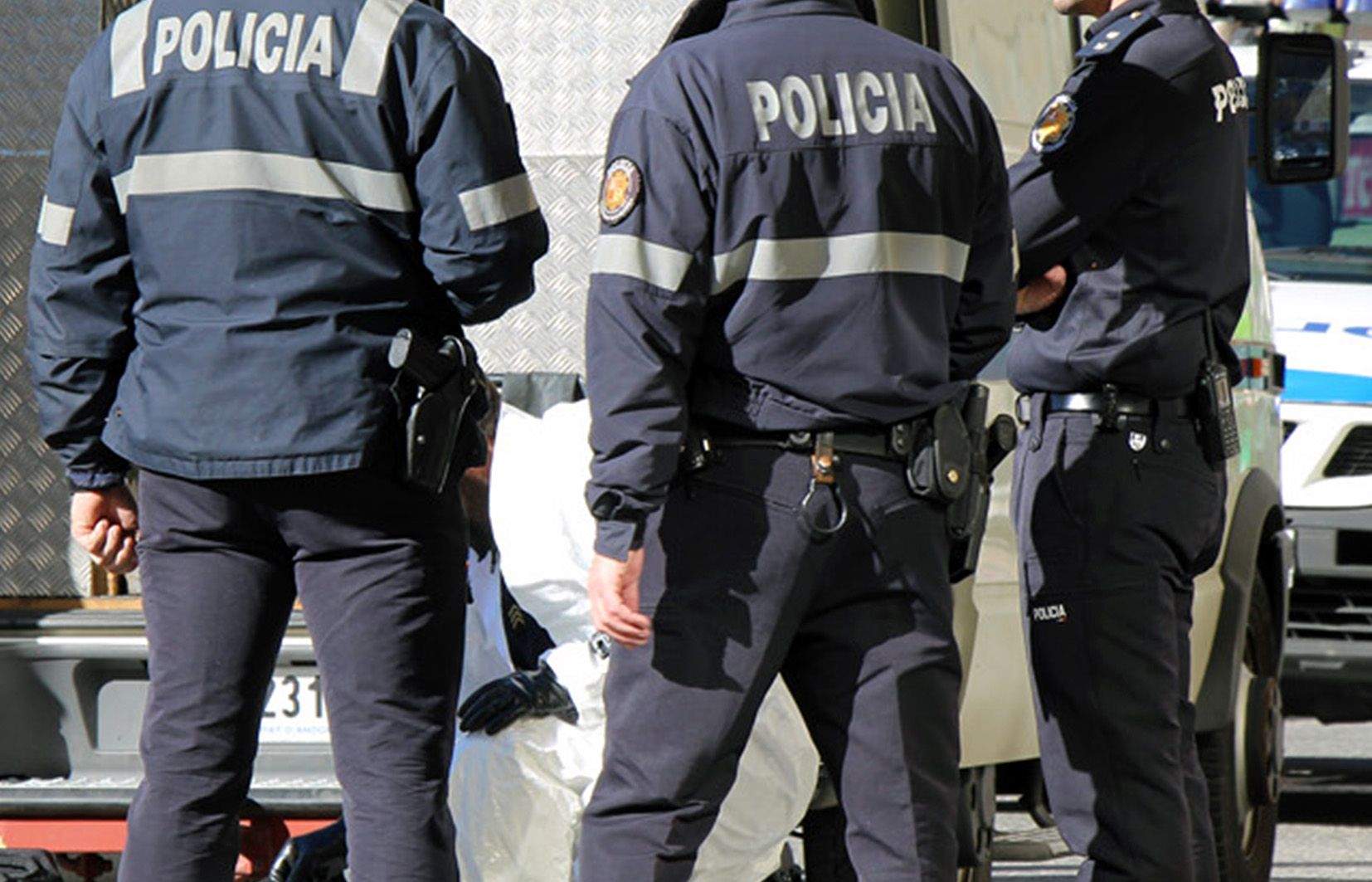 Un grup d'agents del cos de policia.