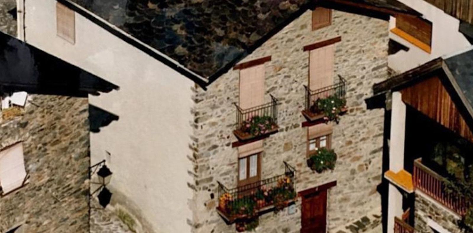 La façana de Casa Trenella.