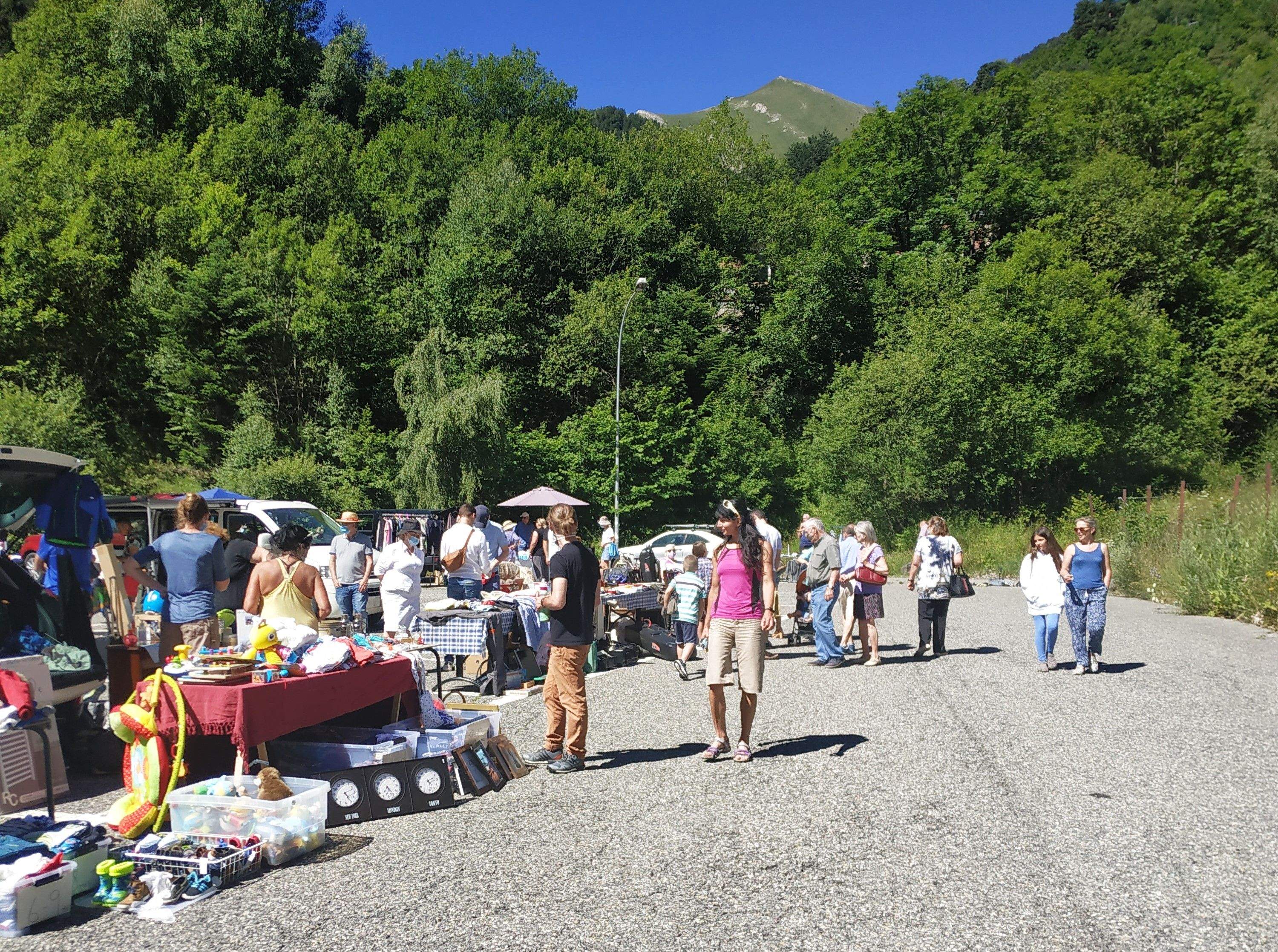 El mercat s'ha fet aquest diumenge a Arinsal.
