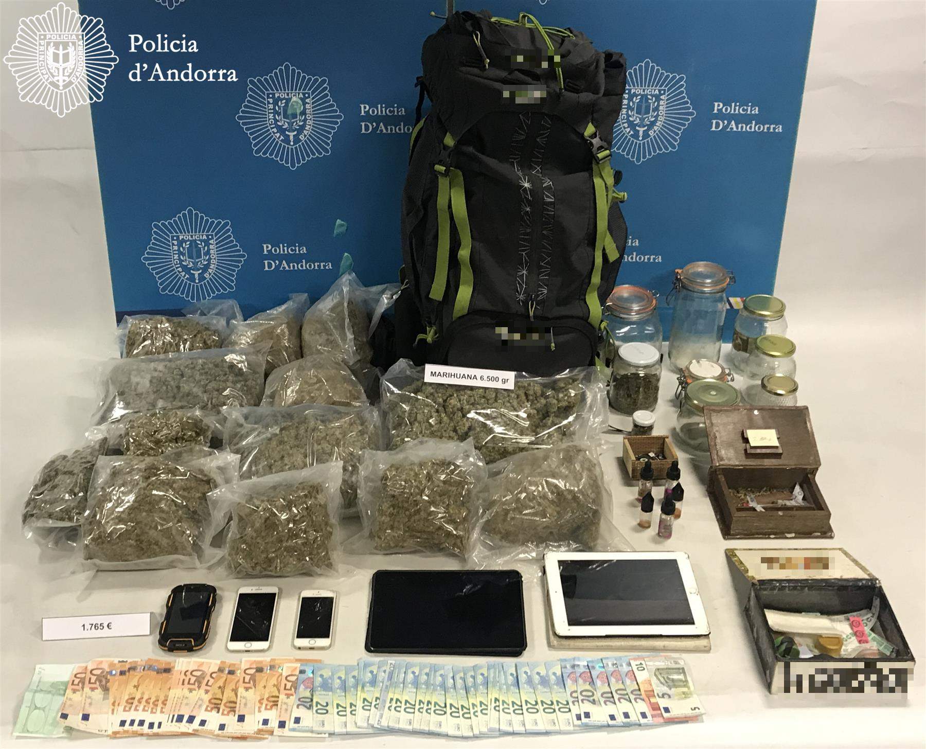 El material comissat en la denominada operació 'Elit'.