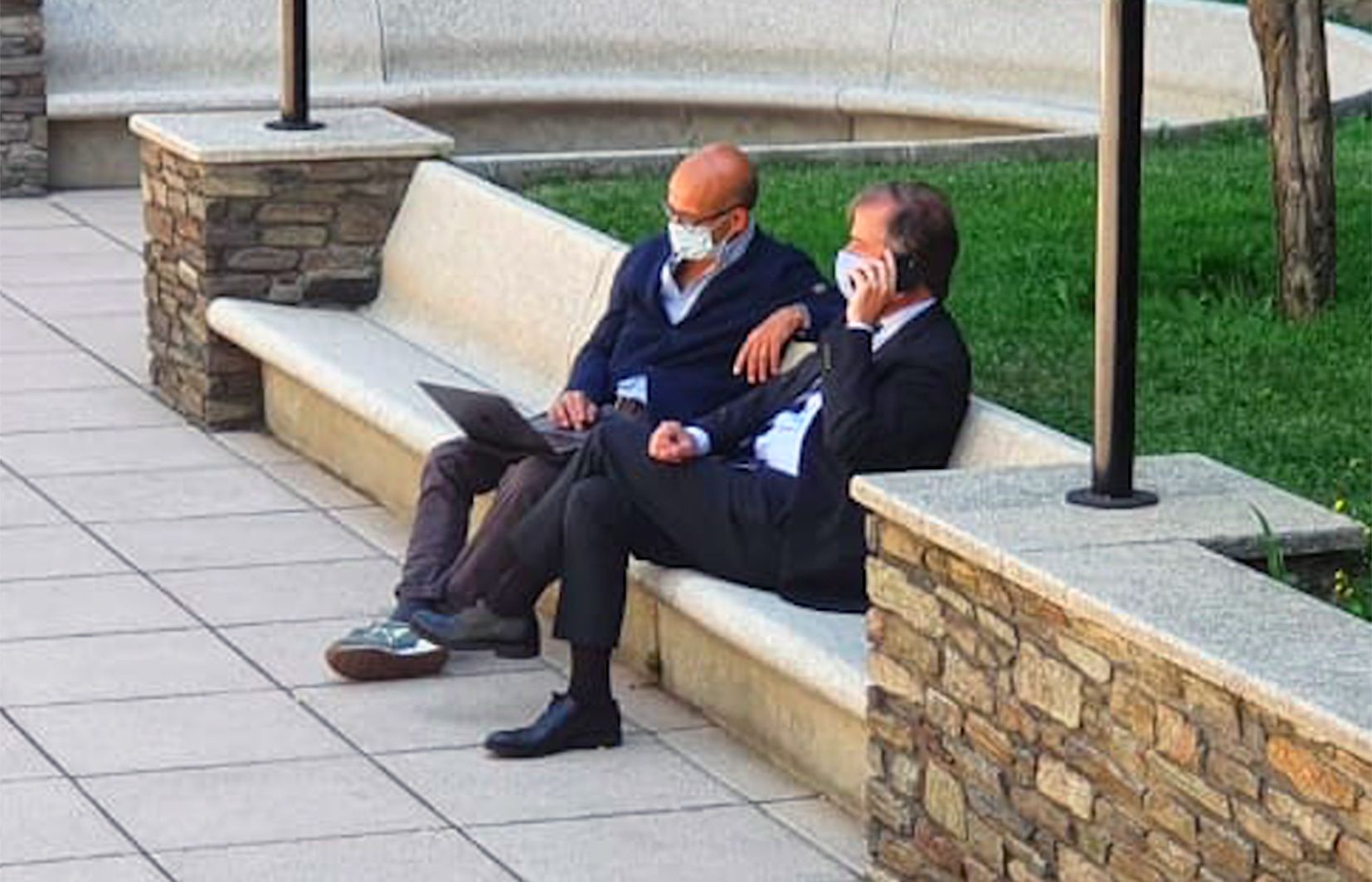 Pere Pujol i Albert Carillo en el complexe de Prada Casadet.