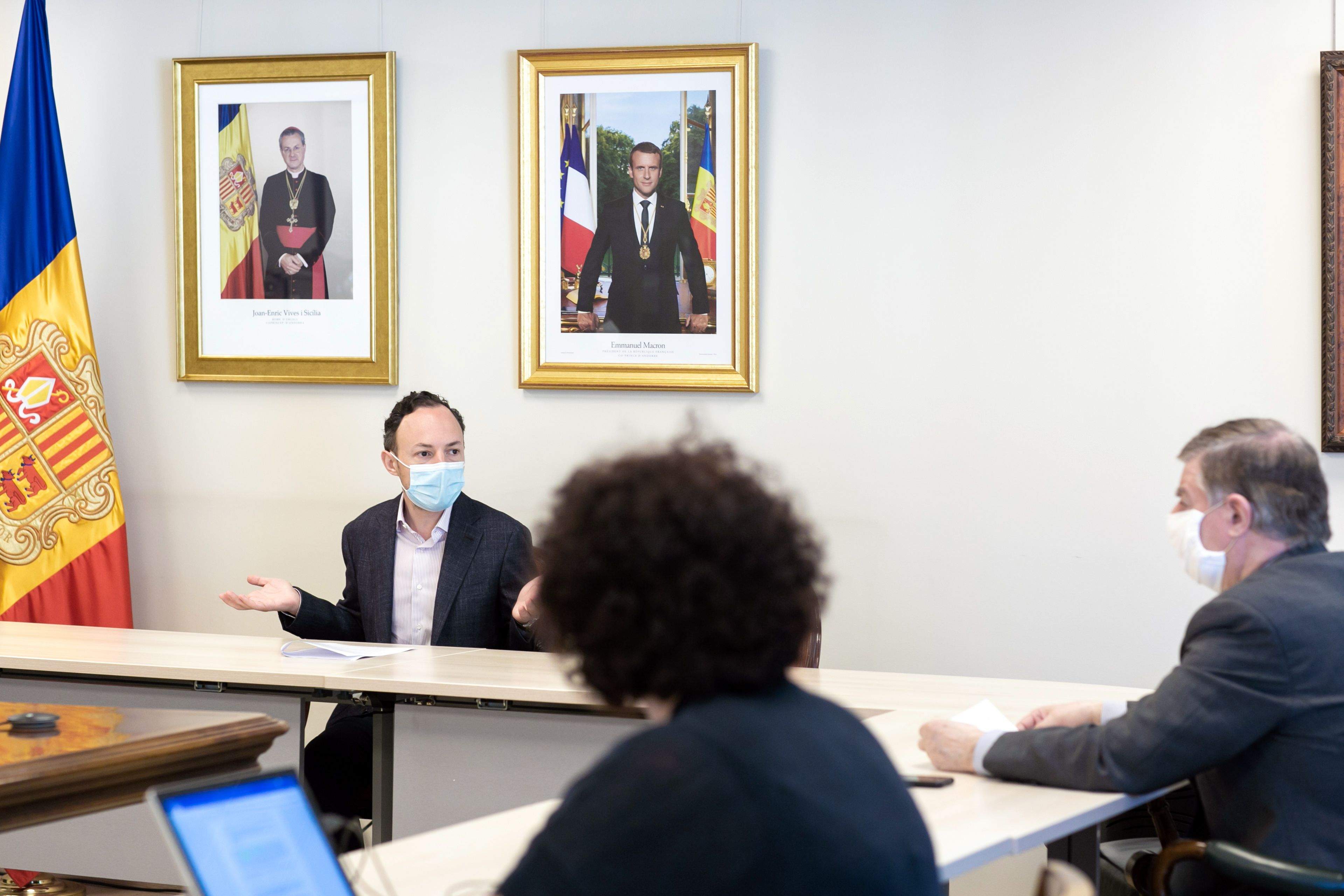 Xavier Espot s'adreça a Enric Casadevall ben expressivament en una reunió, al maig, per tractar la reducció salarial.