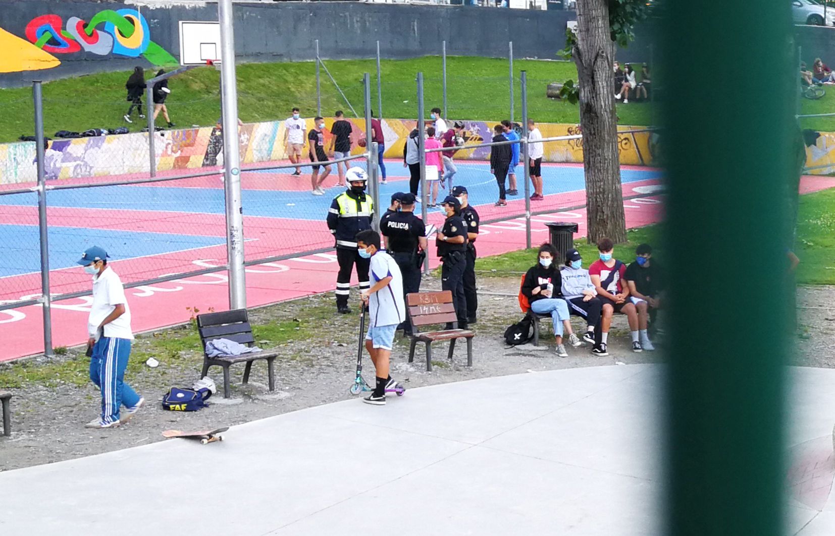 Agents de policia fan controls a la zona del Prat del Roure ara fa unes setmanes.
