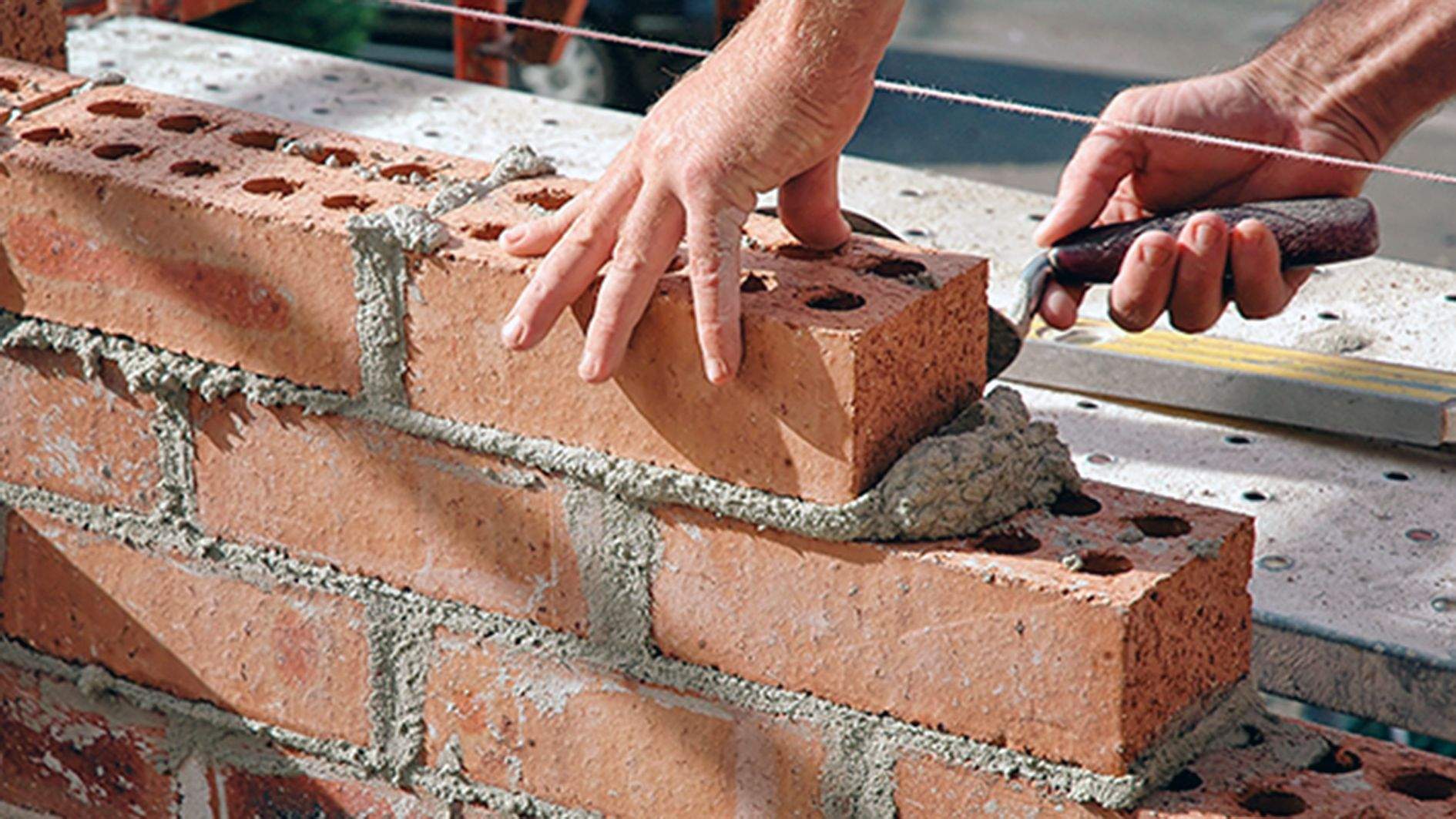 La construcció és el sector més actiu segons l'enquesta de la Cambra.