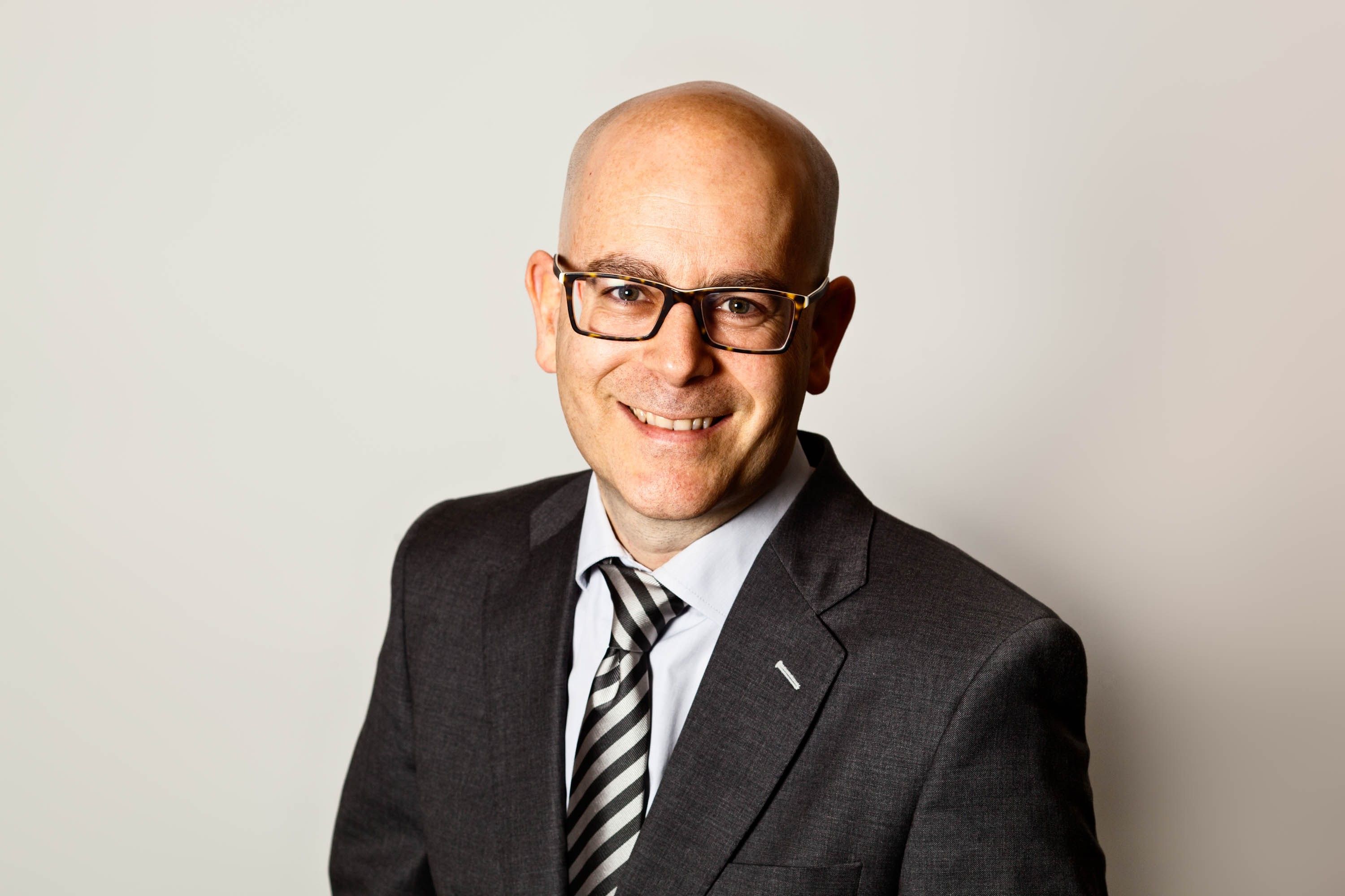 Sergi Martín, nou director de l'àrea de Negoci de Vall Banc. Sergi Martín, nou director de l'àrea de Negoci de Vall Banc.