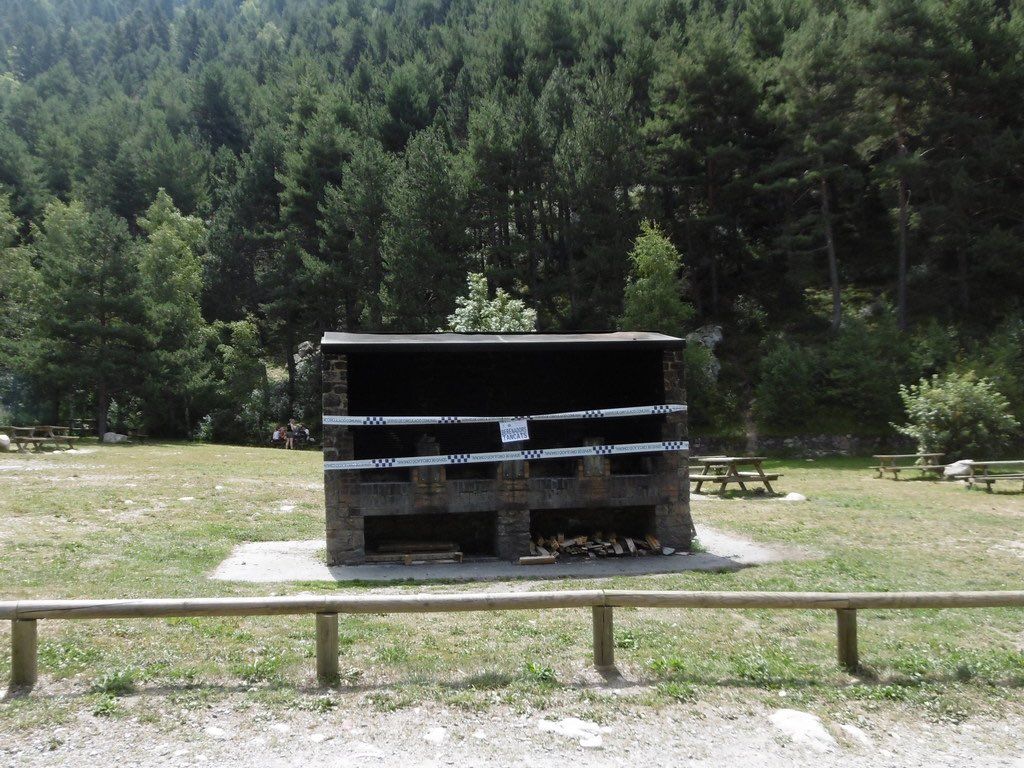 Un dels berenadors d'Escaldes-Engordany, precintat.