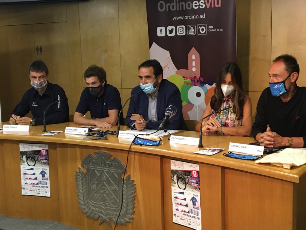 Roda de premsa de presentació de la Volta als Ports.