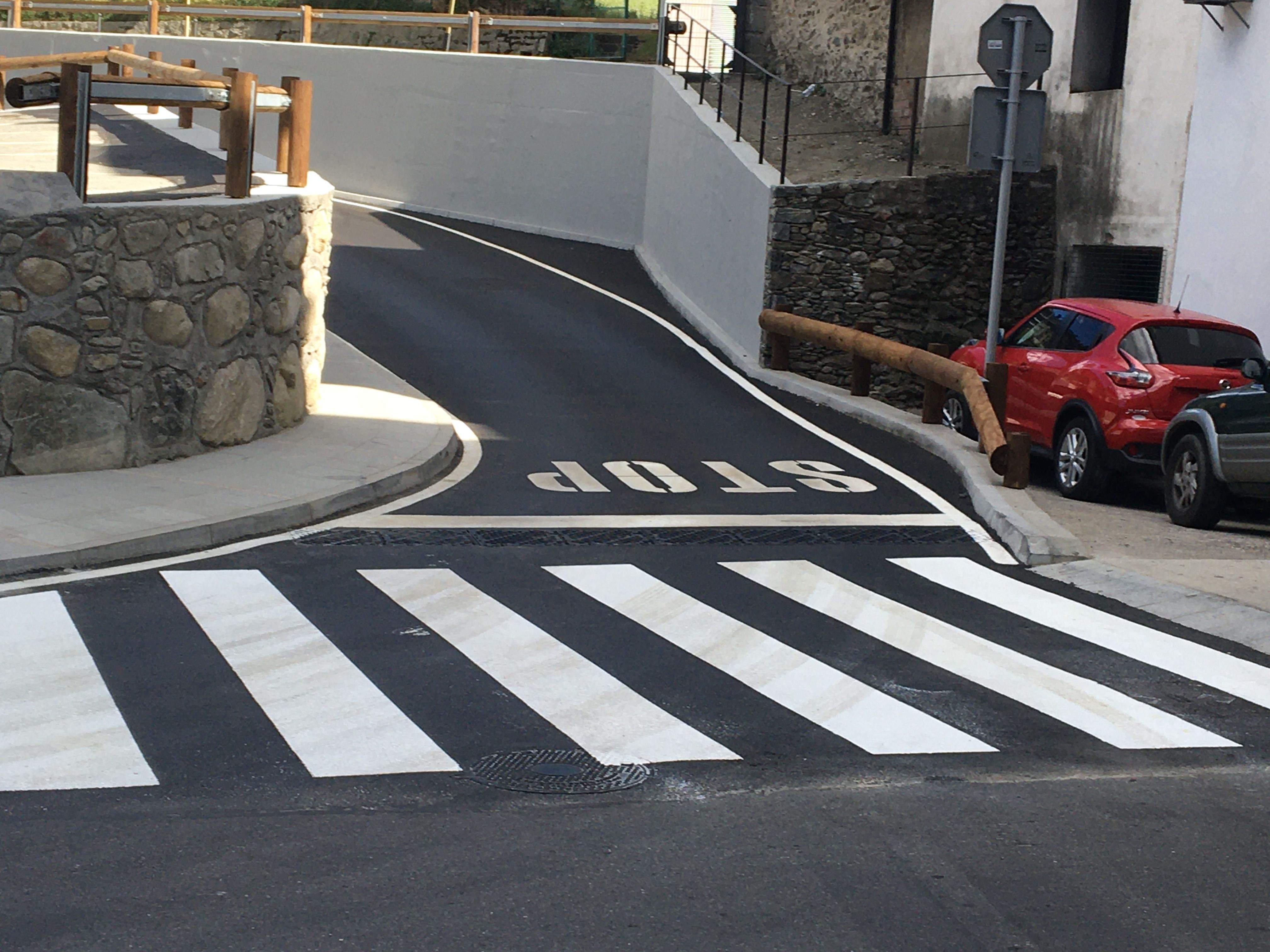 La desviació a la sortida de l'avinguda Verge de Canòlich.