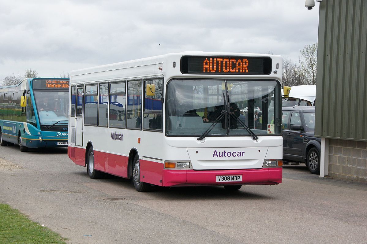 Els autocars estan considerats vehicles industrials.