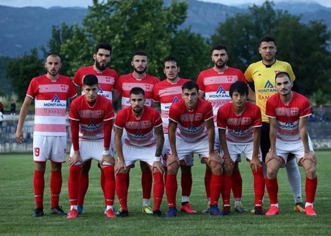 Equip de l'Iskra en un partit del 7 de juliol.