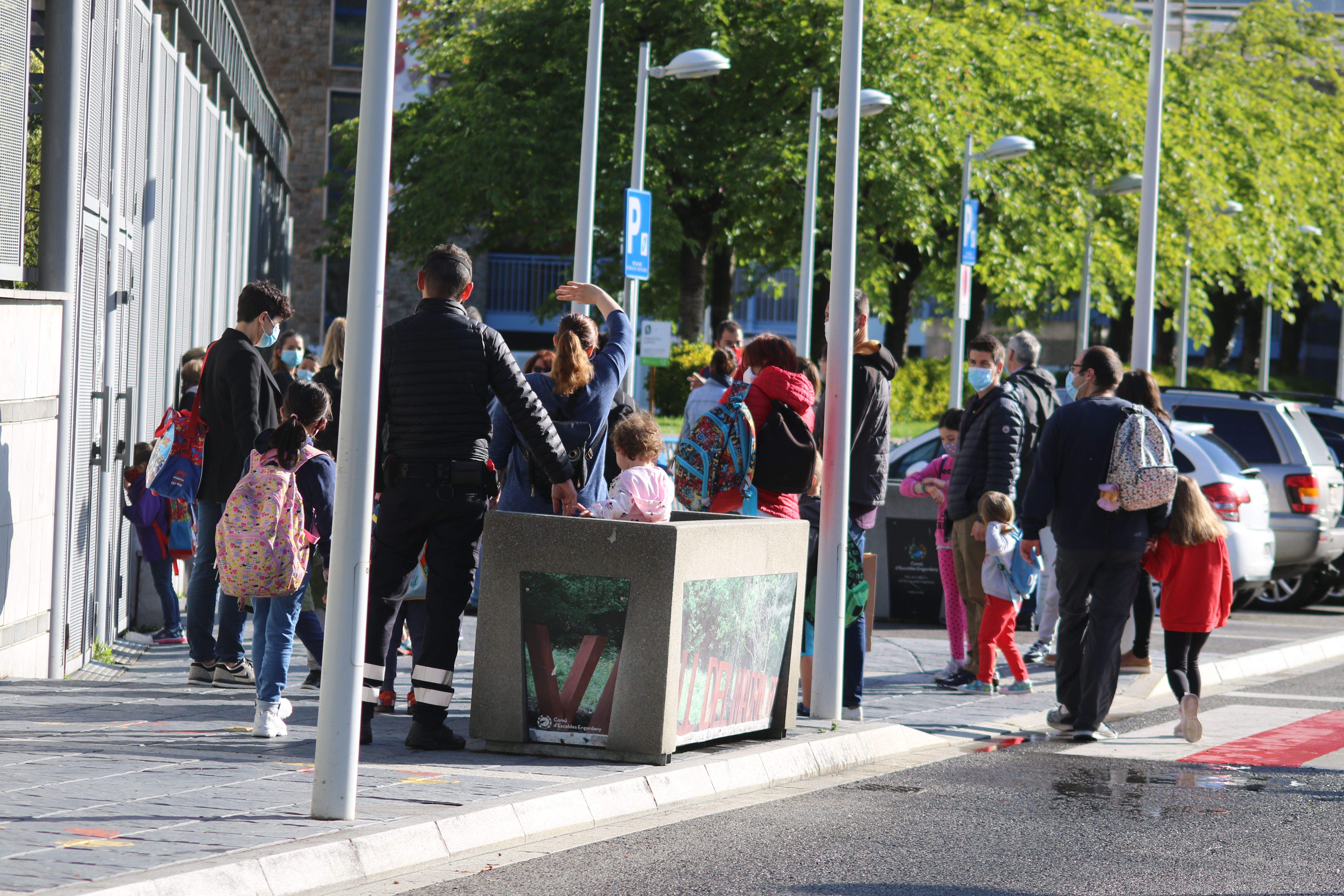 Reinici del curs escolar el 2 de juny.