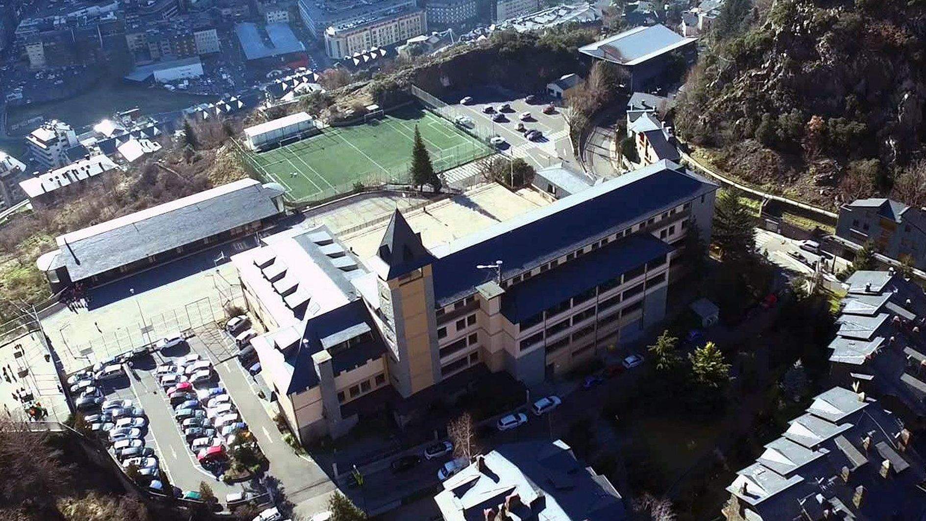 Una vista aèria del complex educatiu del Sant Ermengol.