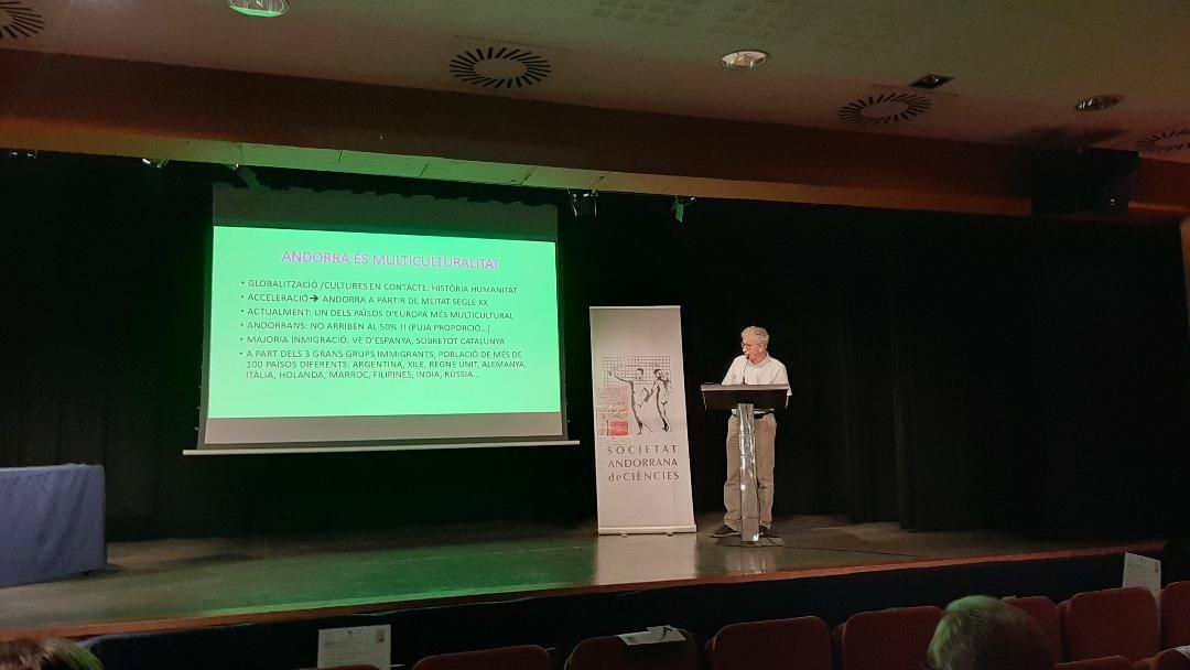 Una de les ponències de la jornada. Una de les ponències de la jornada.