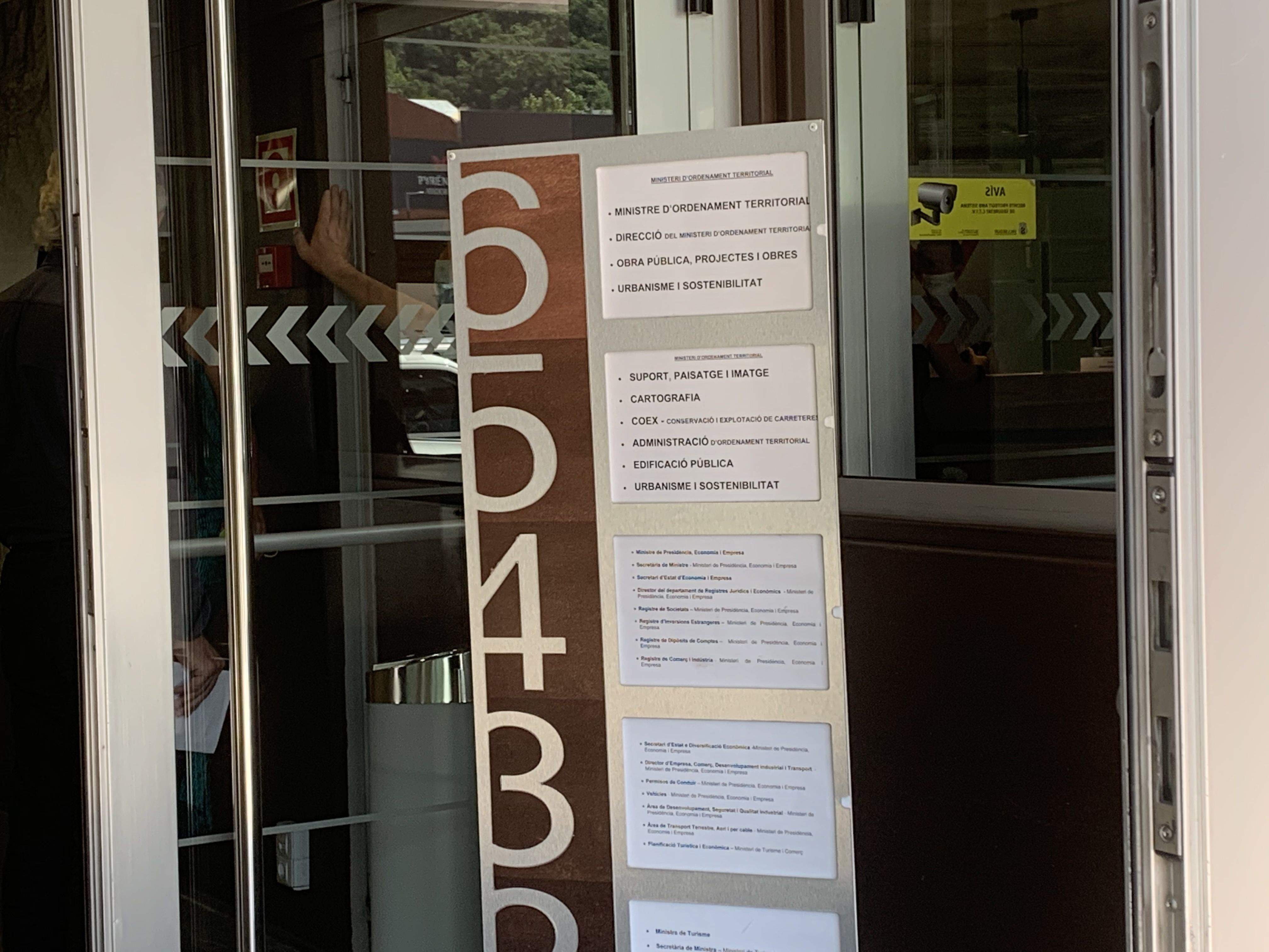 El departament d'Urbanisme i Sostenibilitat està ubicat a l'edifici del Prat del Rull.