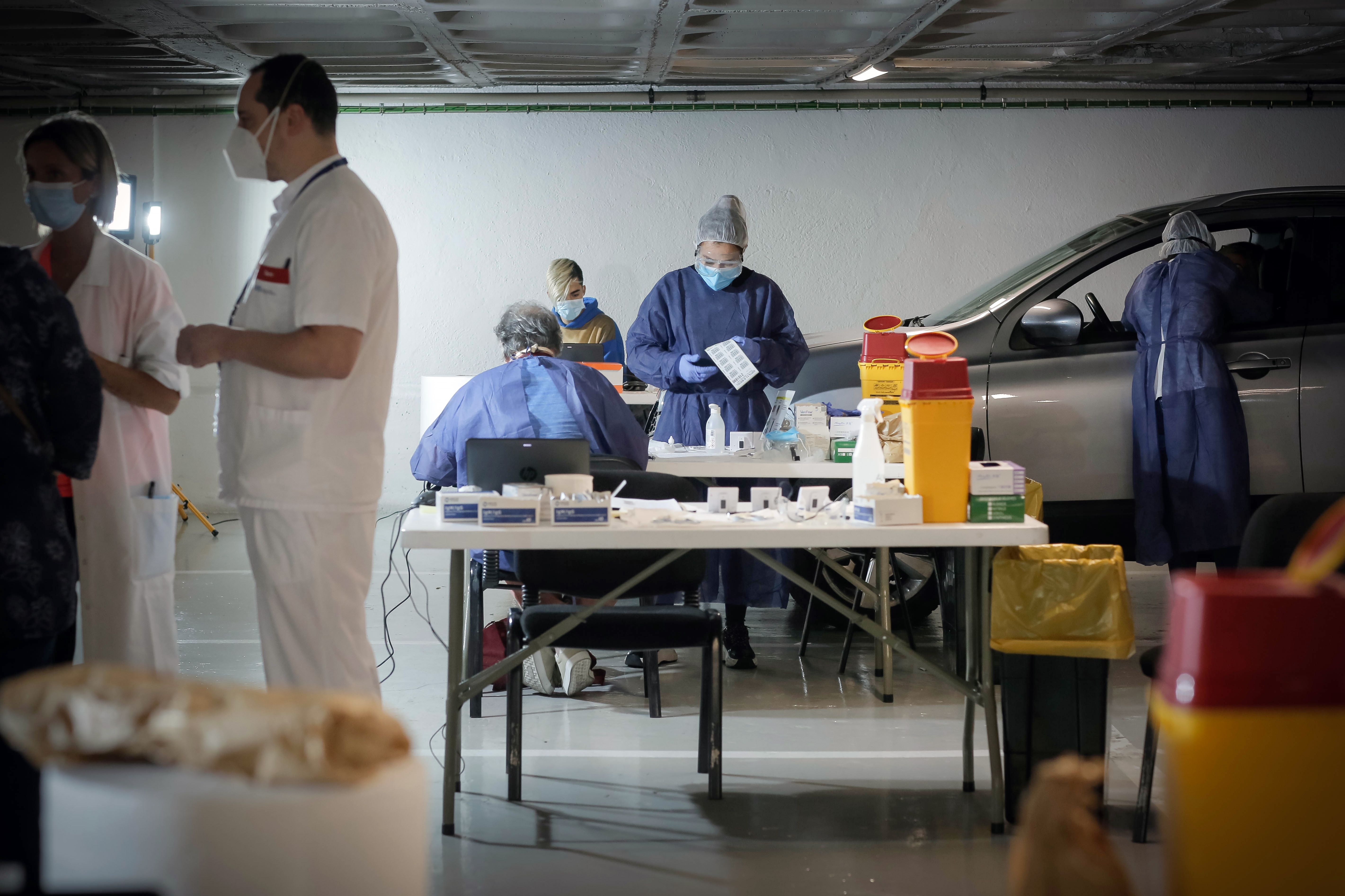 La quarta planta de l'aparcament comunal de Prat de la Creu acull l''stop lab' per a la comunitat educativa.