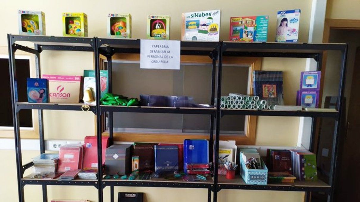 Espai destinat al material escolar.