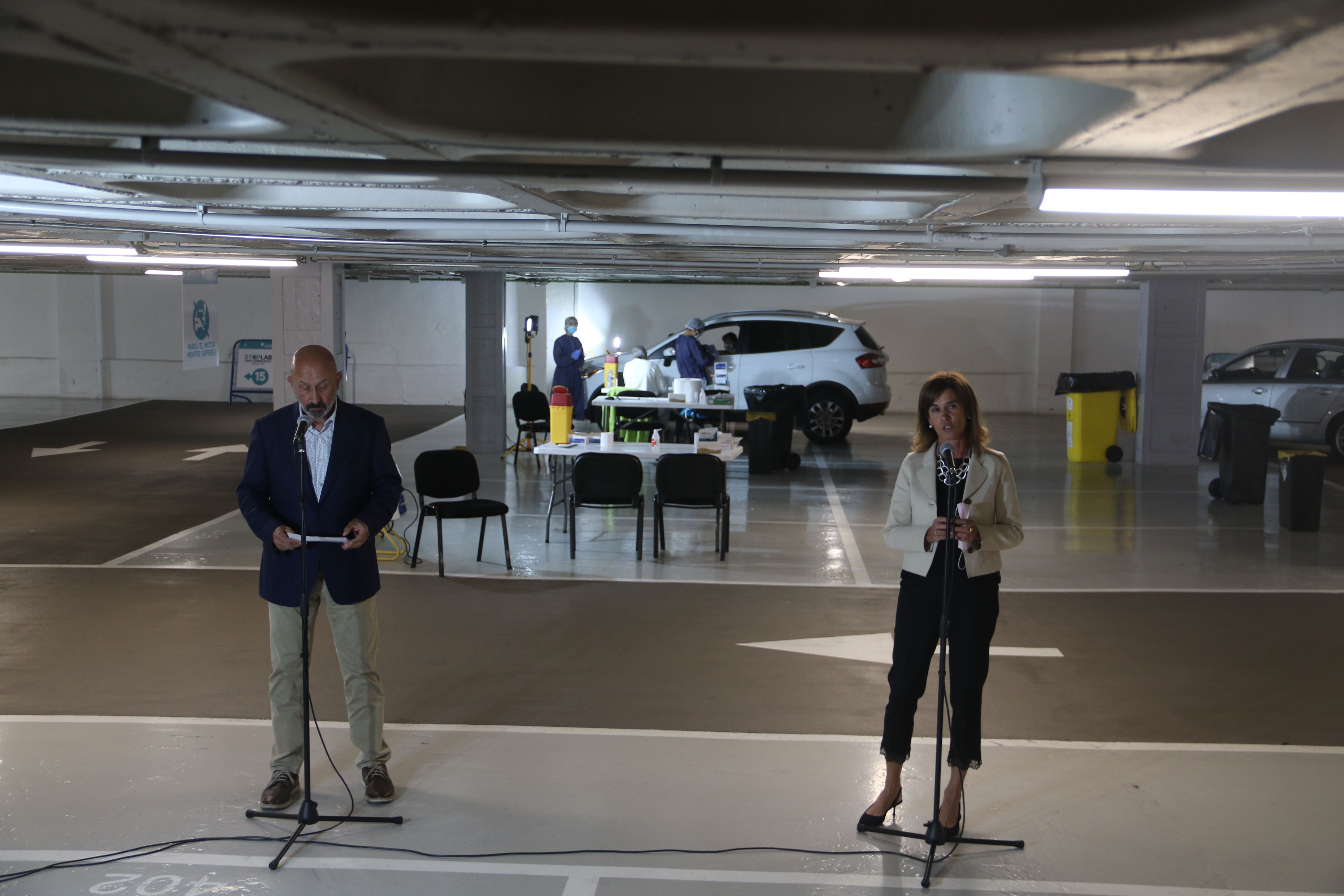 Els ministres de Salut, Joan Martínez Benazet, i Educació, Ester Vilarrubla, donat explicacions sobre el cribratge educatiu que es va fer a l'inici de curs.