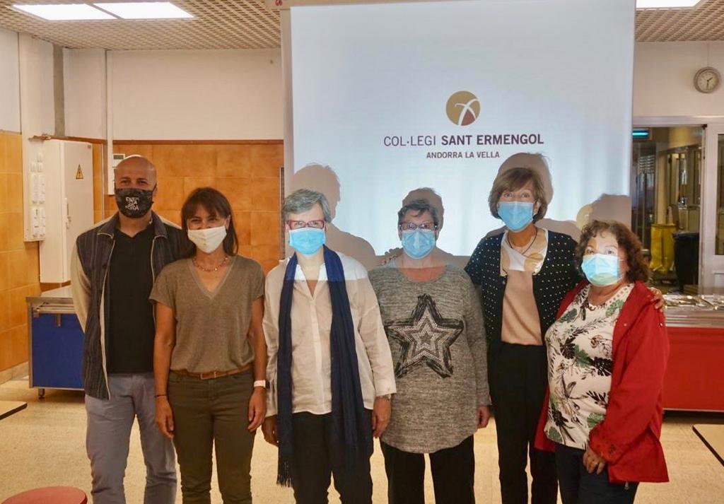 Els docents del Sant Ermengol homenatjats.