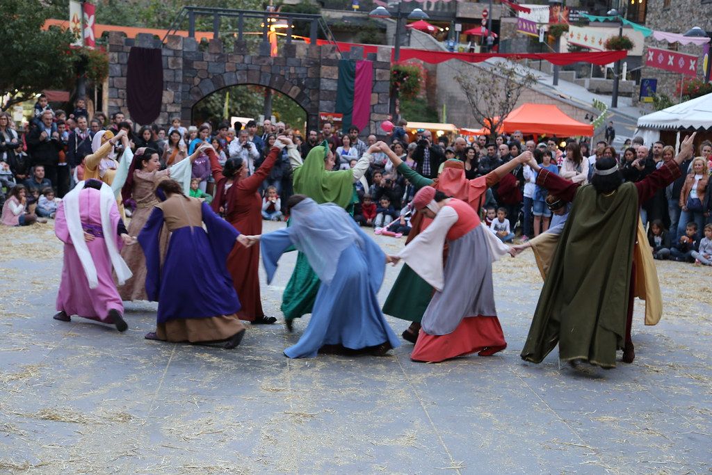 Un espectacle de la Vila Medieval de Sant Julià de Lòria.