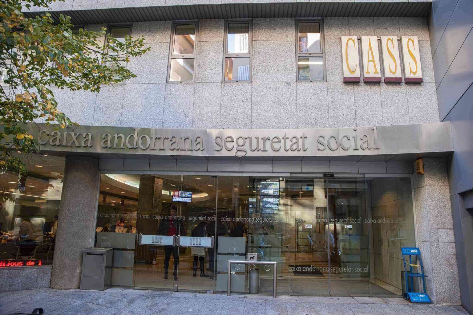 Façana de la CASS.