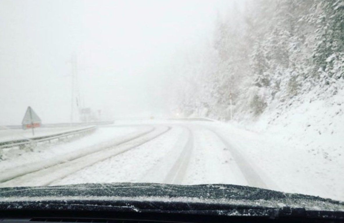 La carretera d'accés a Andorra des de França aquest divendres.