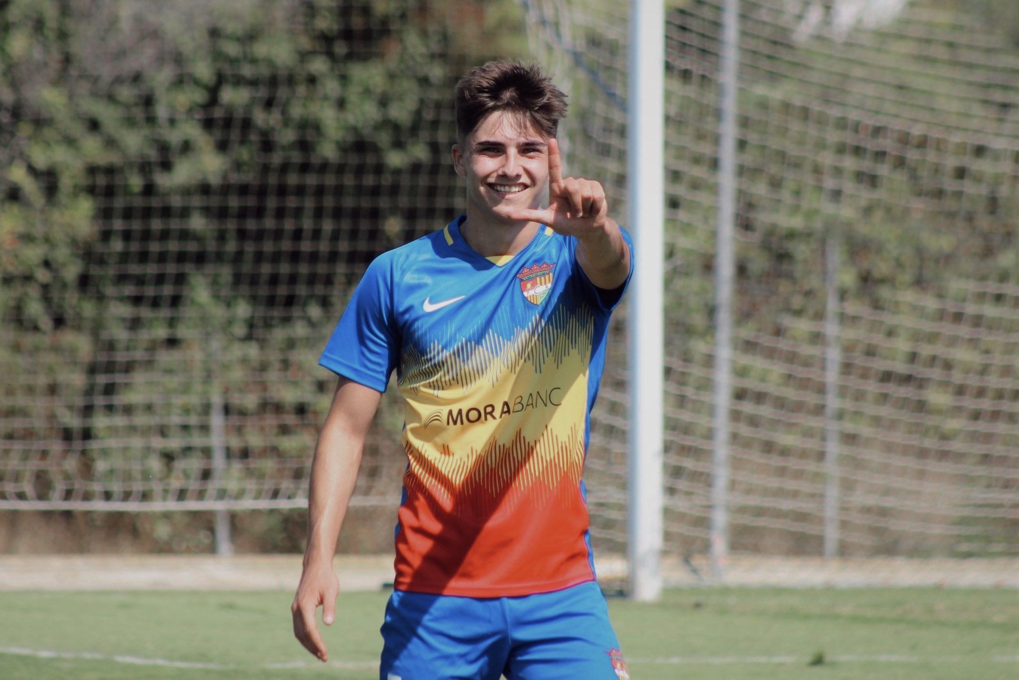 Iker celebra un dels gols marcats amb l'Andorra.