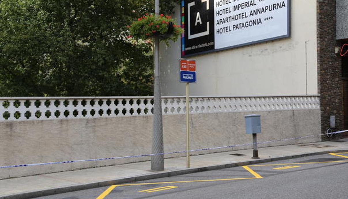 La nova parada de l'avinguda Rocafort.