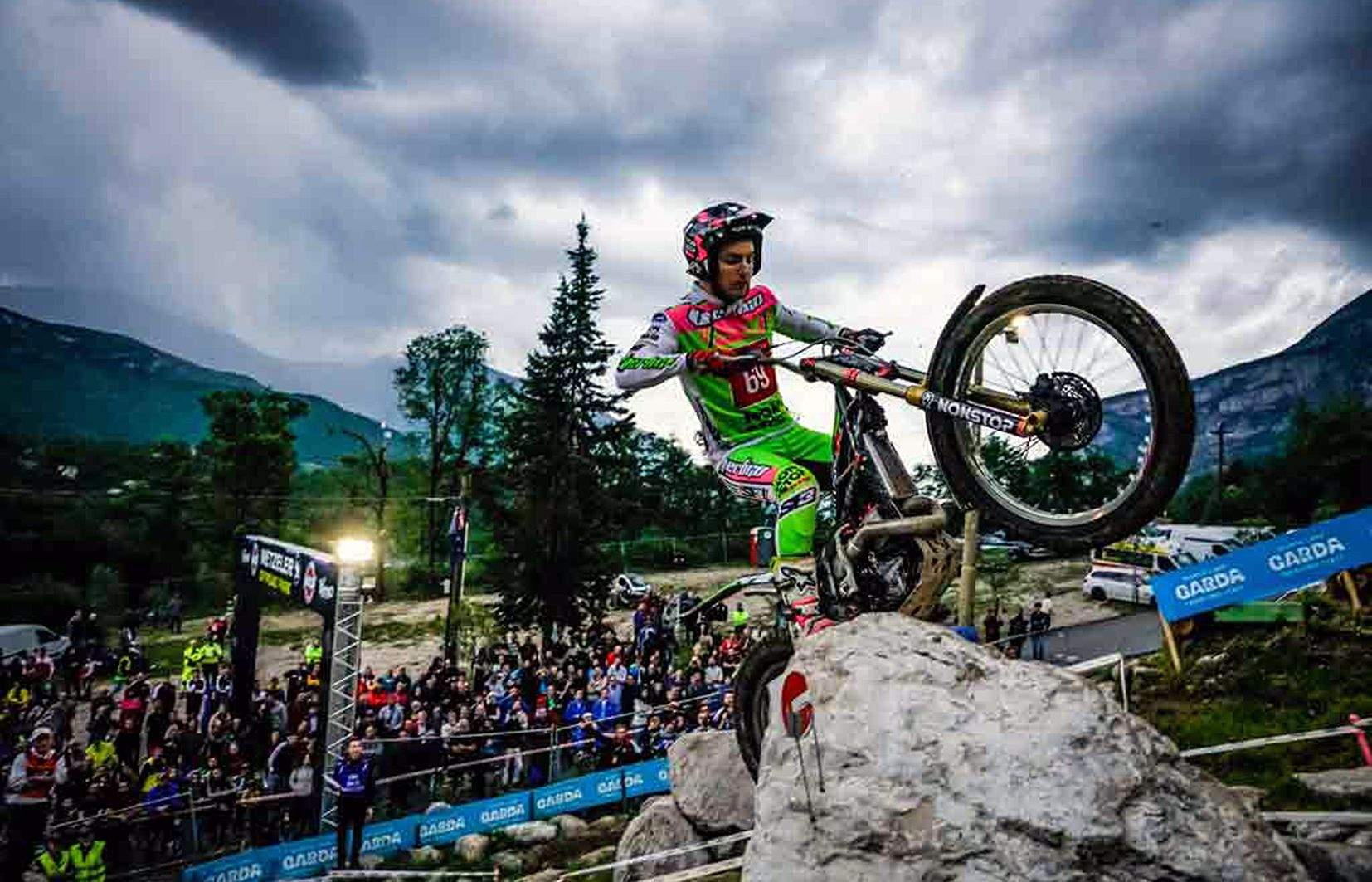 Jaime Busto durant una de les proves del Mundial de TrialGP.