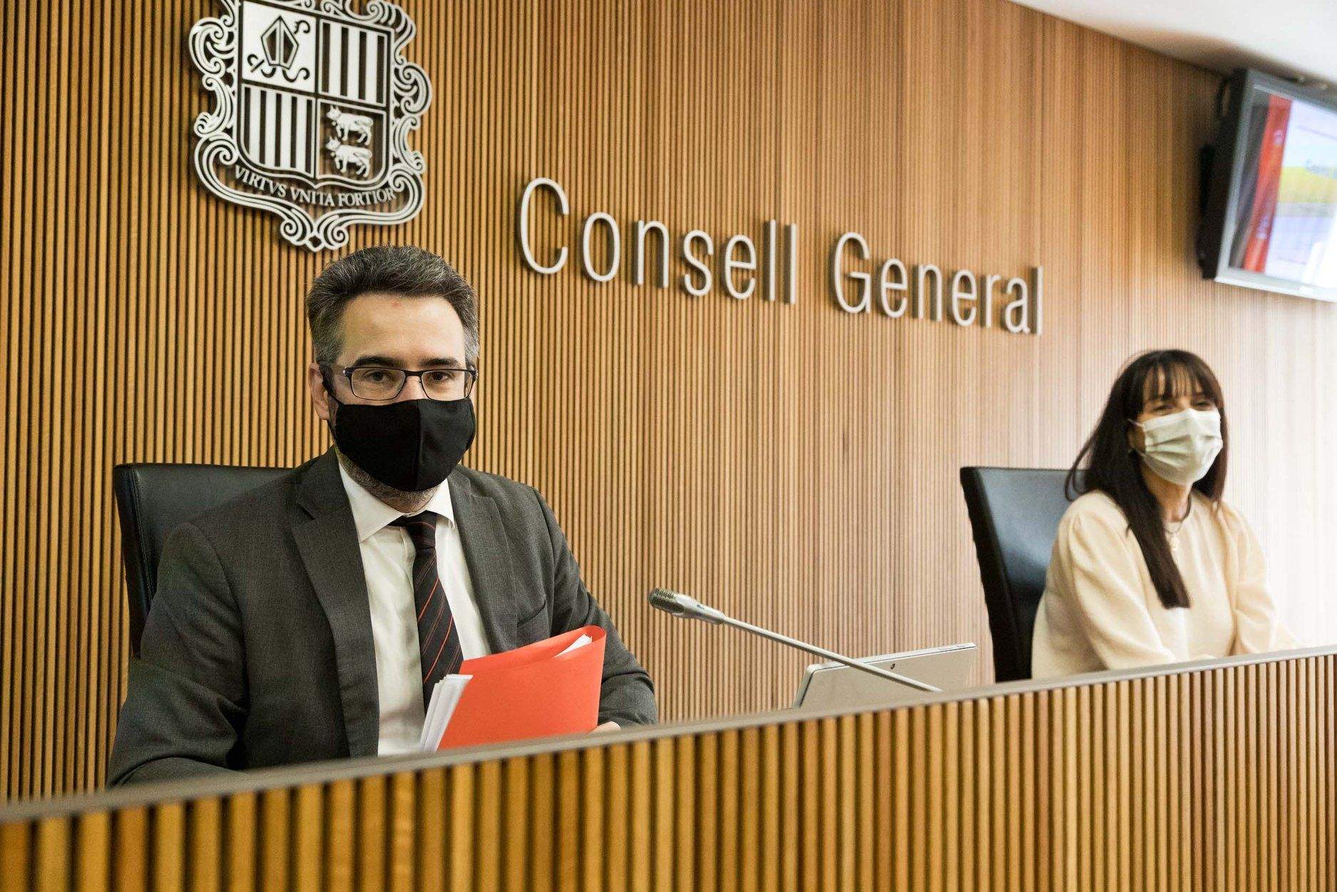 Jover i Bonell en la compareixença de divendres del ministre a la comissió legislativa d'Economia.