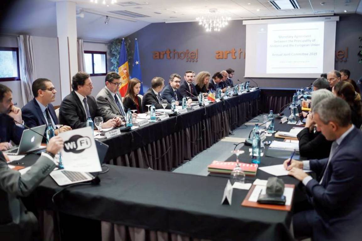 Reunió del comitè de l'any 2019.