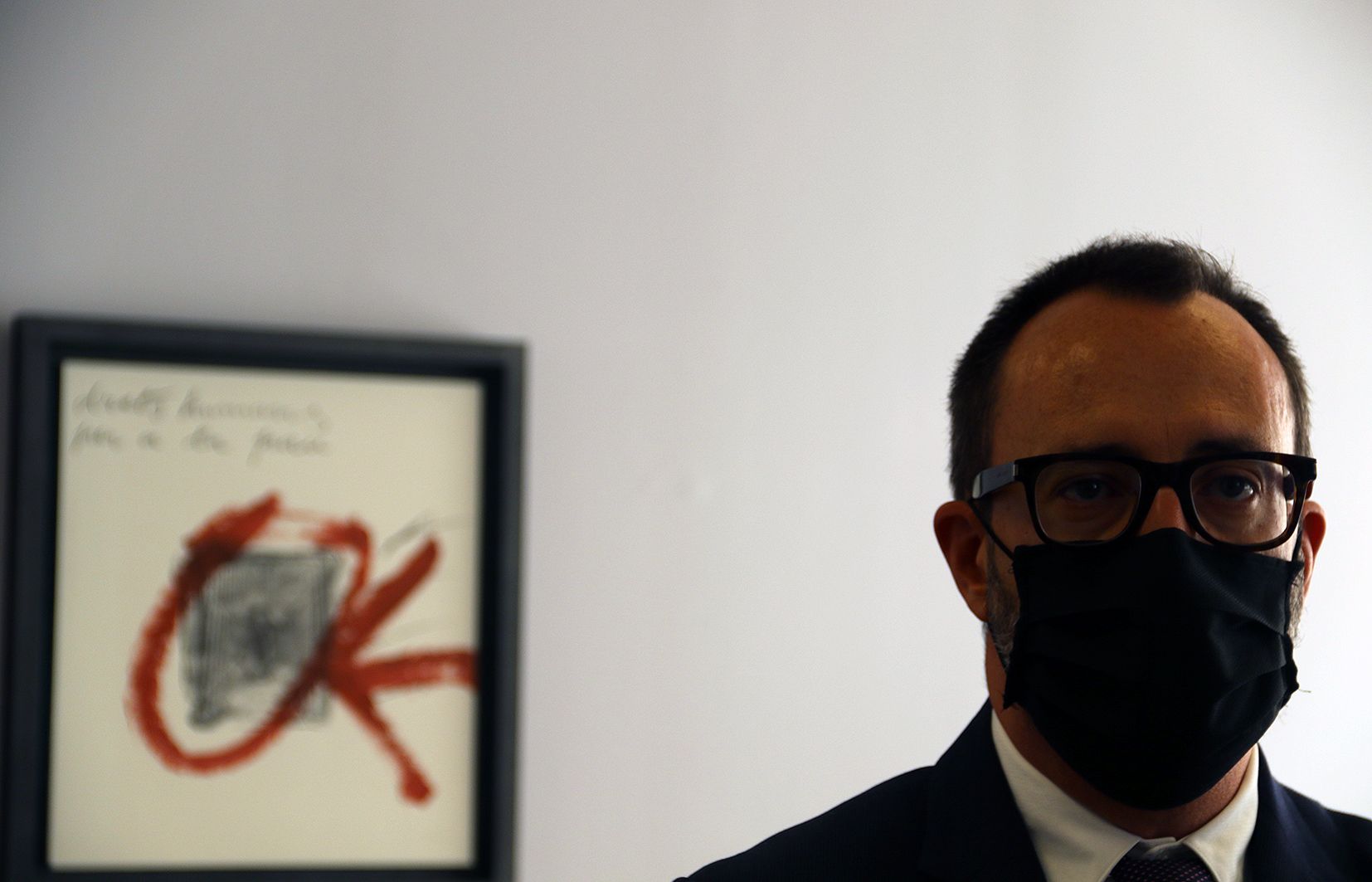 El ministre d'Afers Socials, Víctor Filloy, donant explicacions després de la trobada.