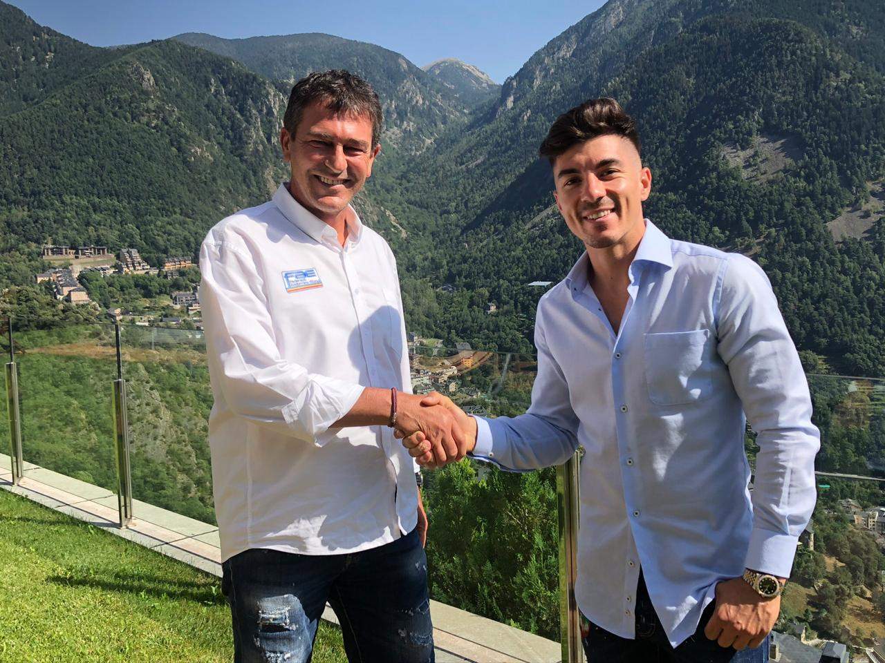 Pepi Pintat i el pilot Maverick Viñales.