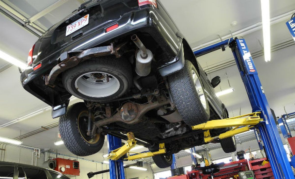 Els tallers mecànics han estat un del sector on més moviment d'altes i baixes s'ha produït.