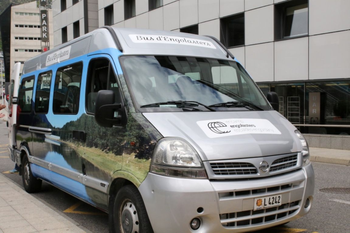 Bus comunal a Engolasters.
