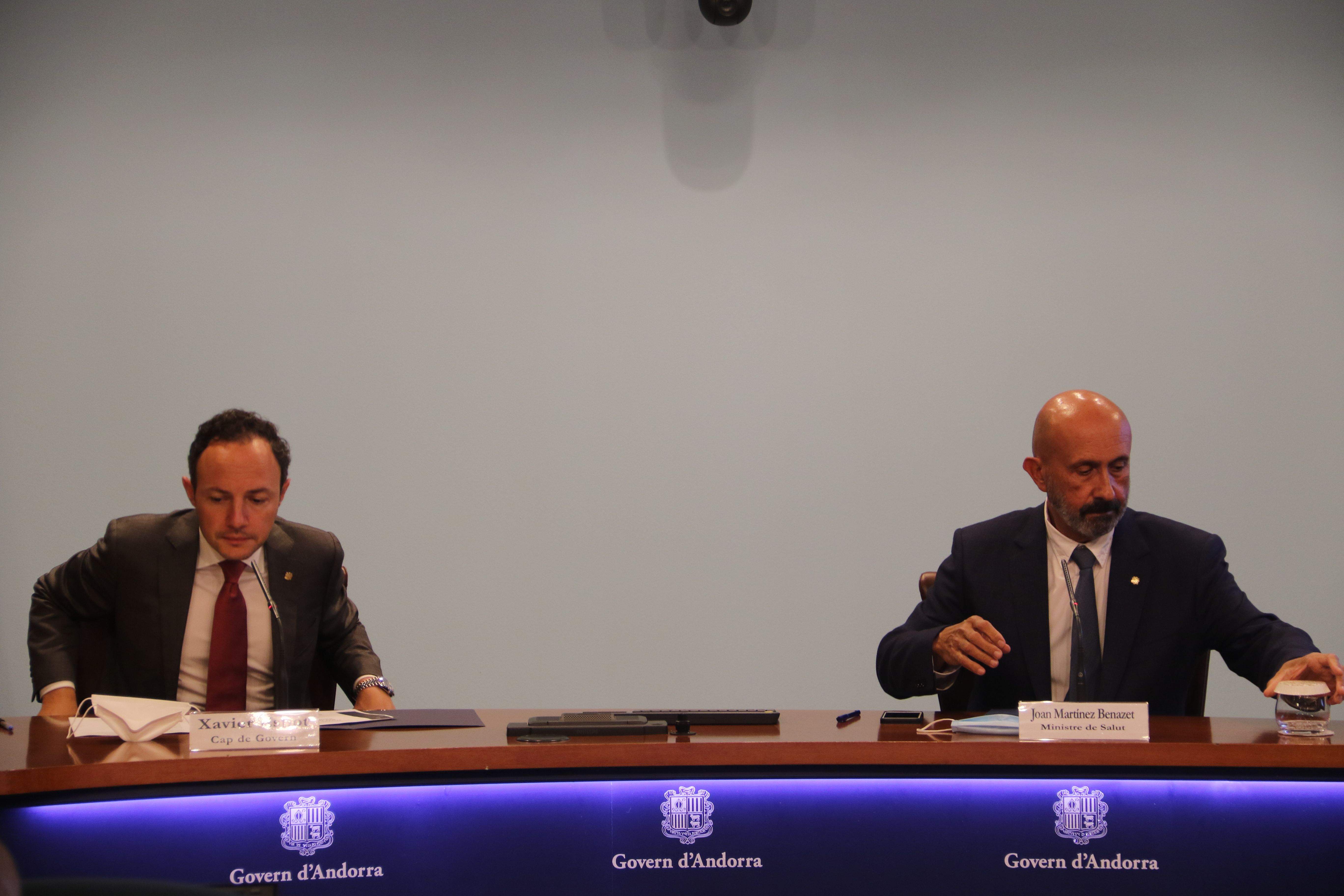 Xavier Espot en una de les diferents compareixences que ha fet amb Joan Martínez Benazet.