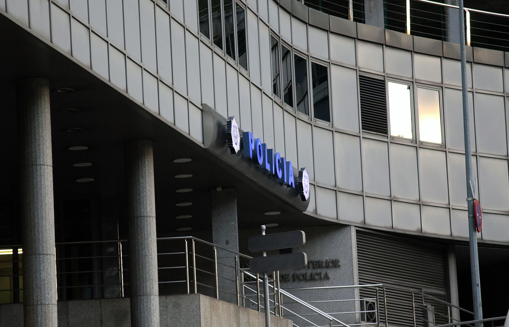 Despatx central de policia.