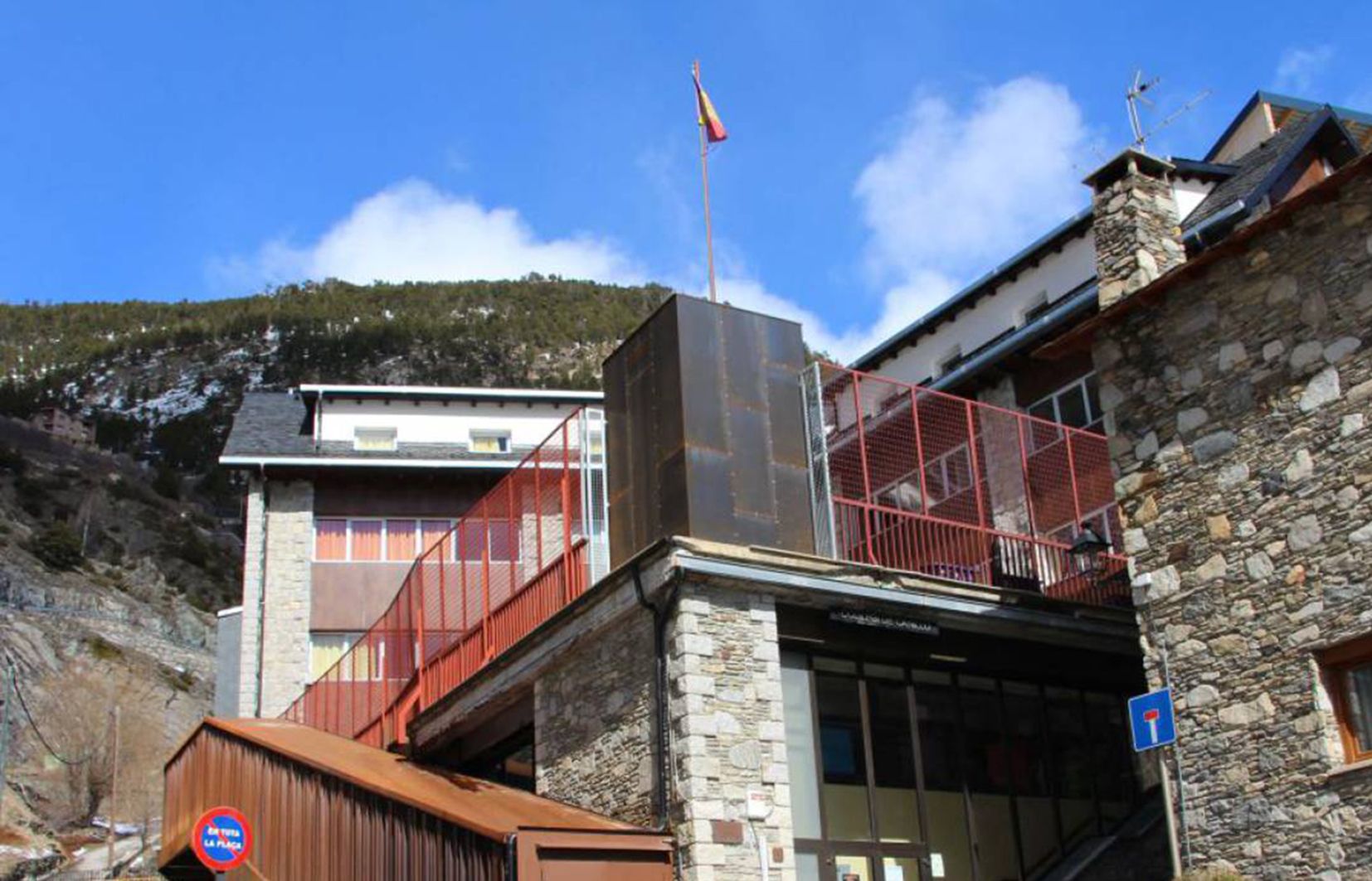 Una imatge de l'escola de Canillo.