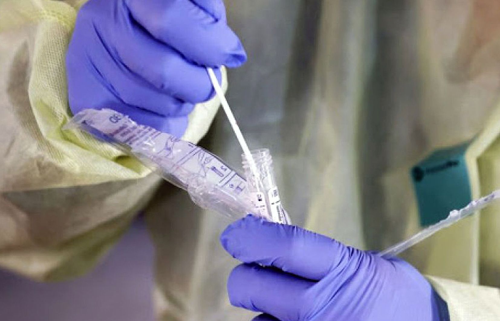 Els viatgers provinents del Regne Unit s'han de sotmetre a proves diagnòstiques.