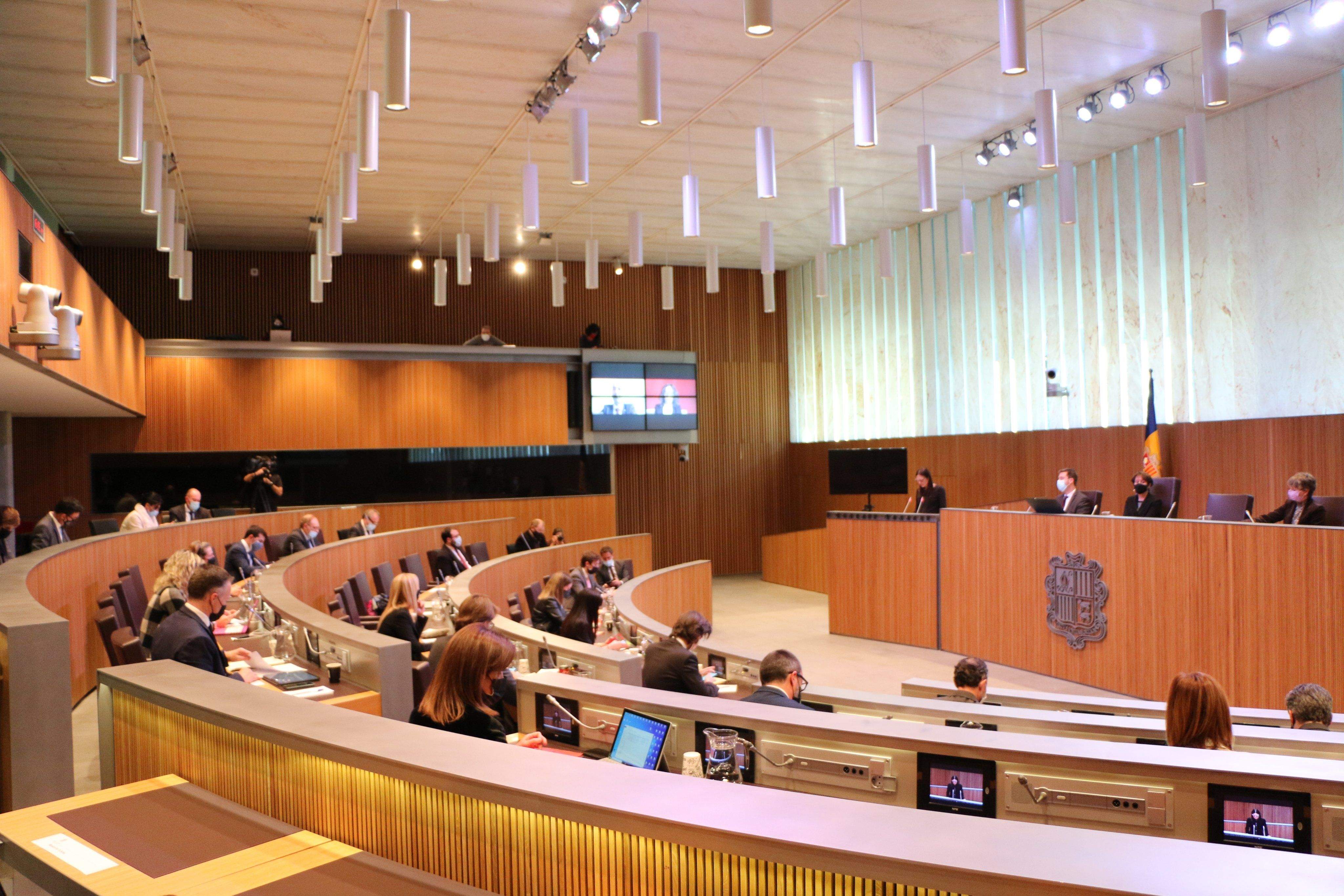 Un instant del debat al ple del Consell.