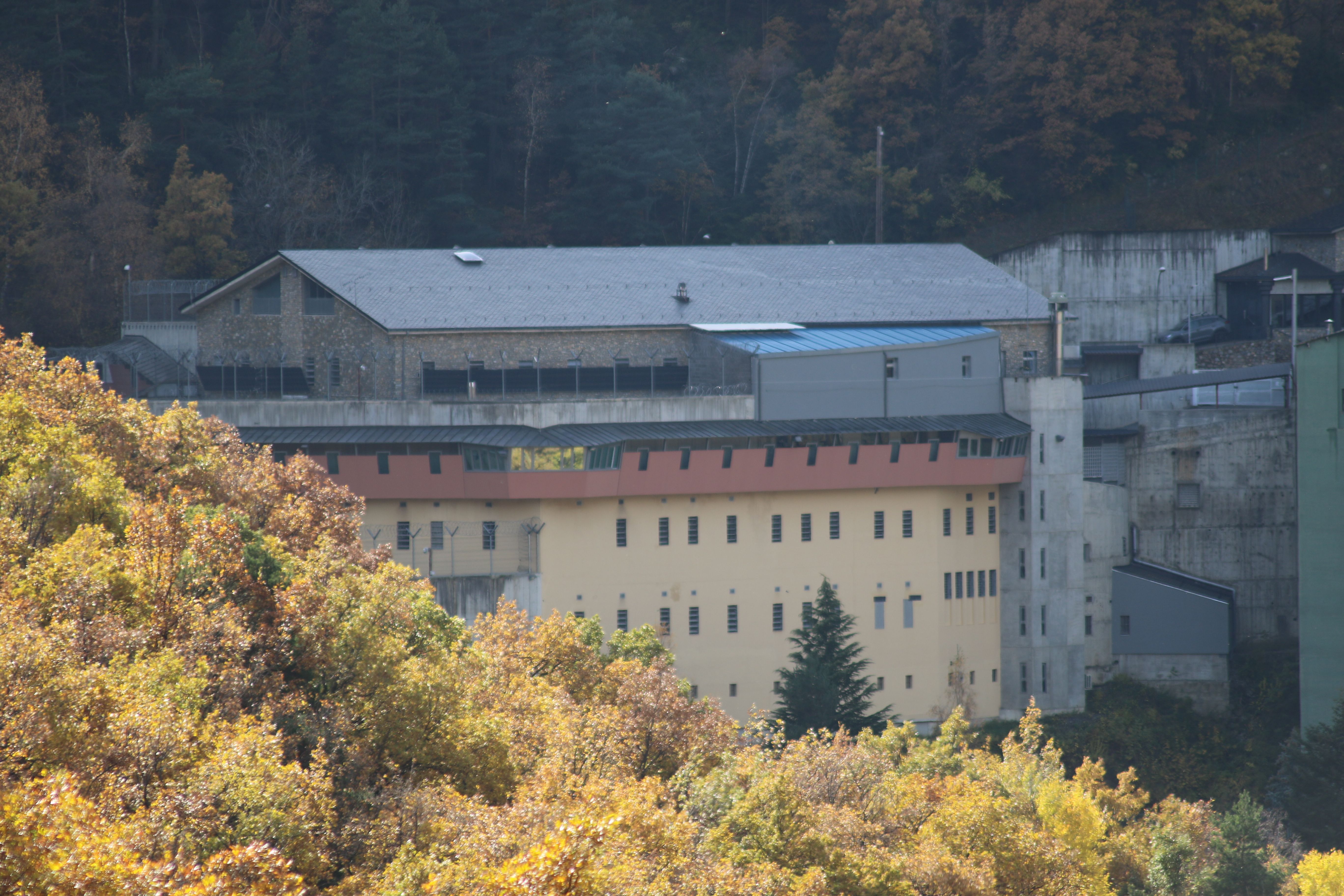 Una vista del centre penitenciari. Una vista del centre penitenciari.