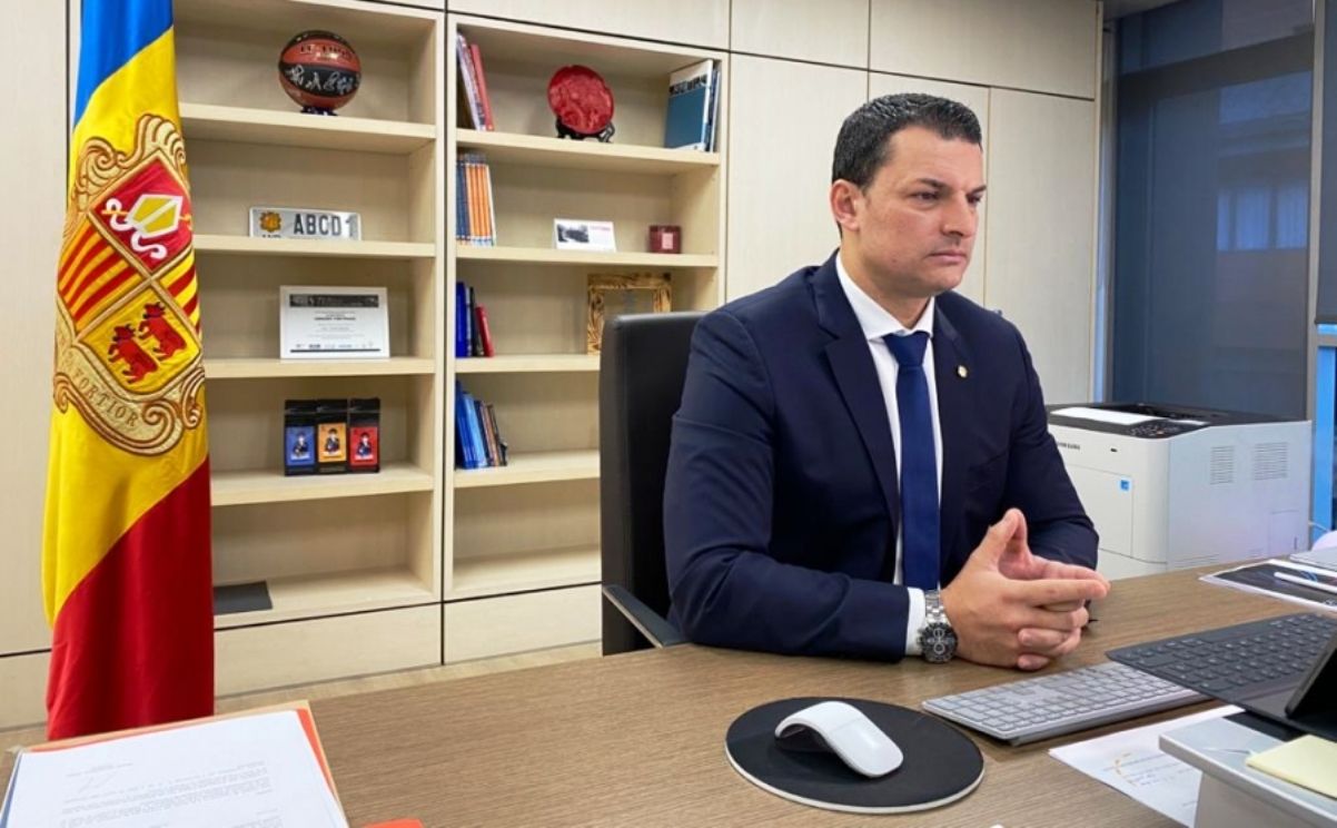 El ministre Jordi Gallardo durant la reunió telemàtica.