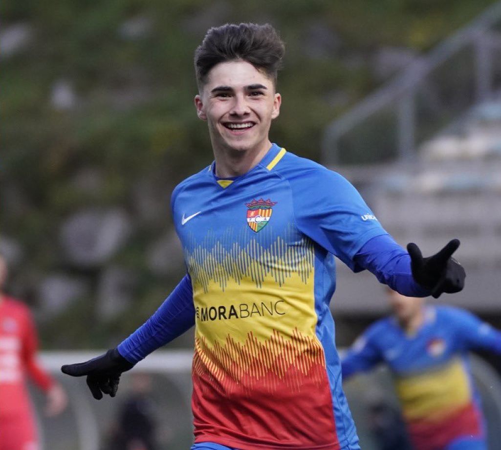 Iker celebra un dels gols aconseguits amb l'FC Andorra.