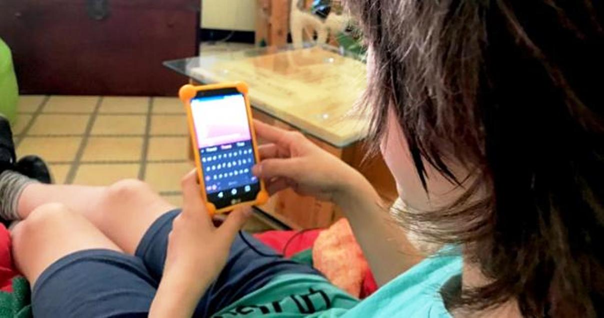 L'aplicació B-Resol està destinada a alumnes de més de 12 anys.